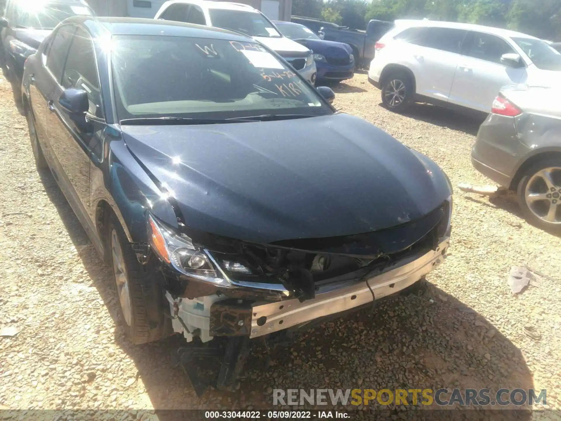 6 Photograph of a damaged car 4T1C11AK0LU963831 TOYOTA CAMRY 2020