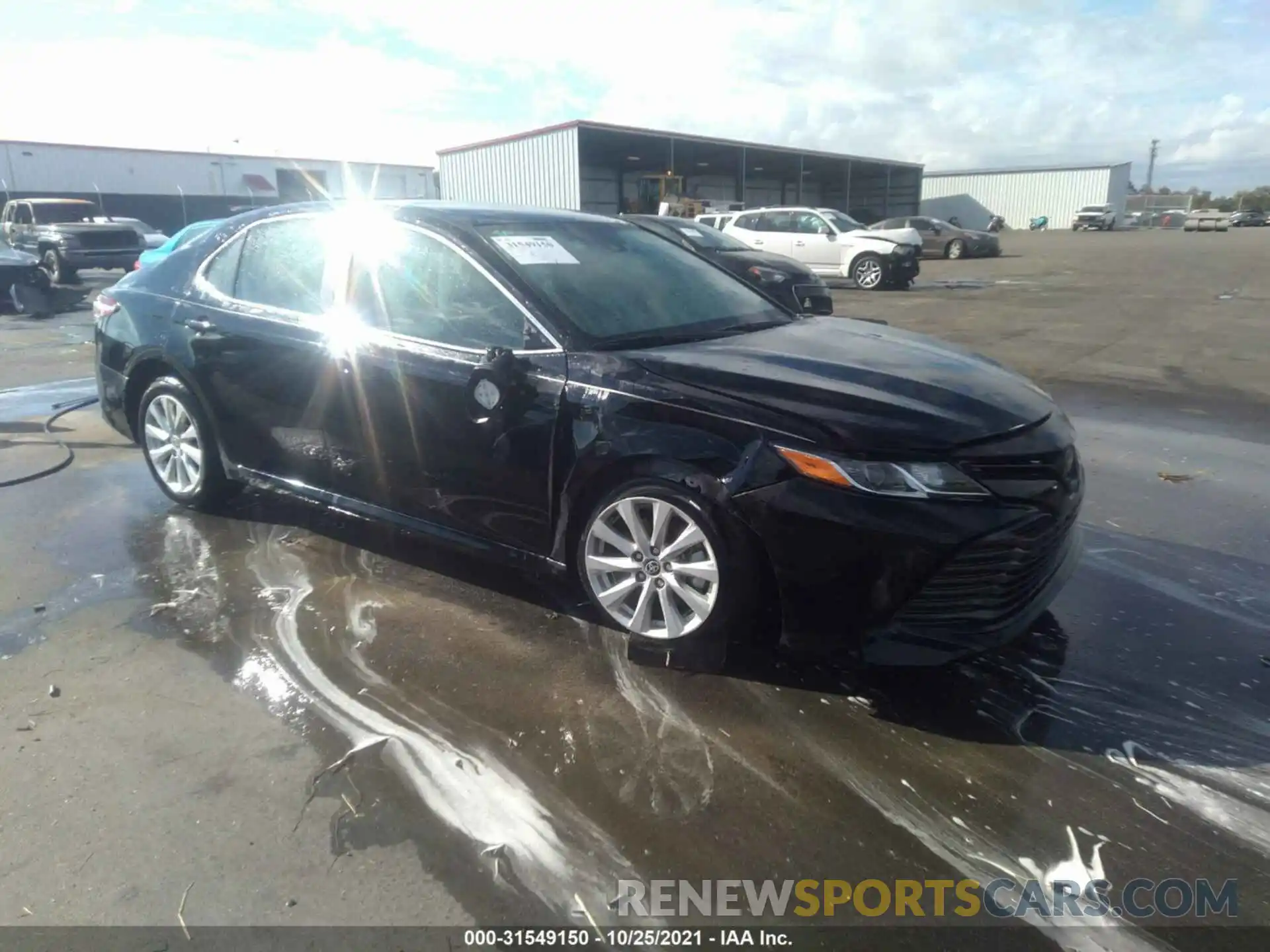 1 Photograph of a damaged car 4T1C11AK0LU965207 TOYOTA CAMRY 2020