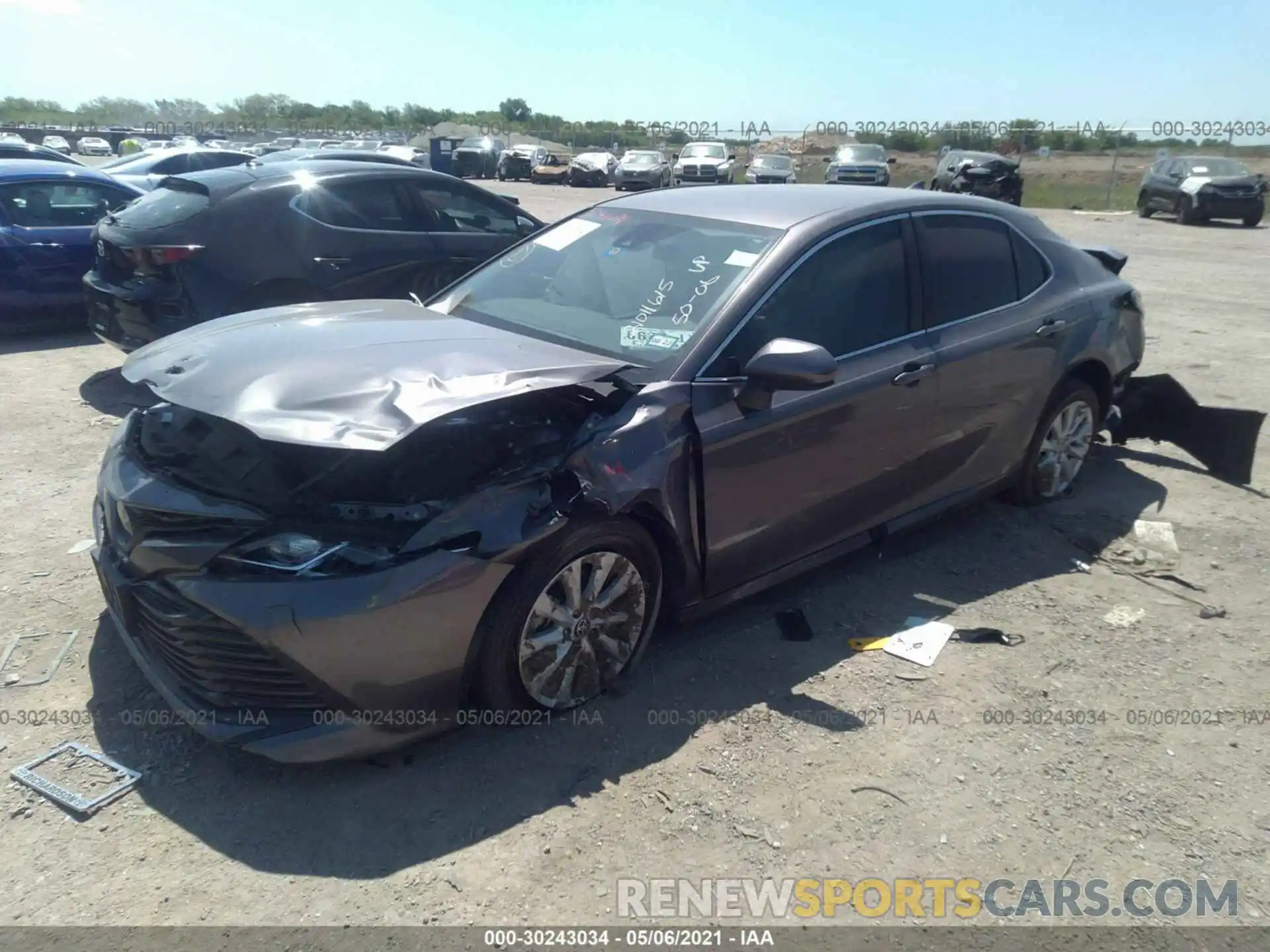 2 Photograph of a damaged car 4T1C11AK0LU965949 TOYOTA CAMRY 2020