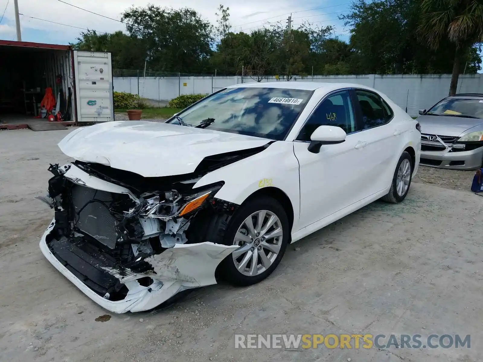 2 Photograph of a damaged car 4T1C11AK0LU966664 TOYOTA CAMRY 2020