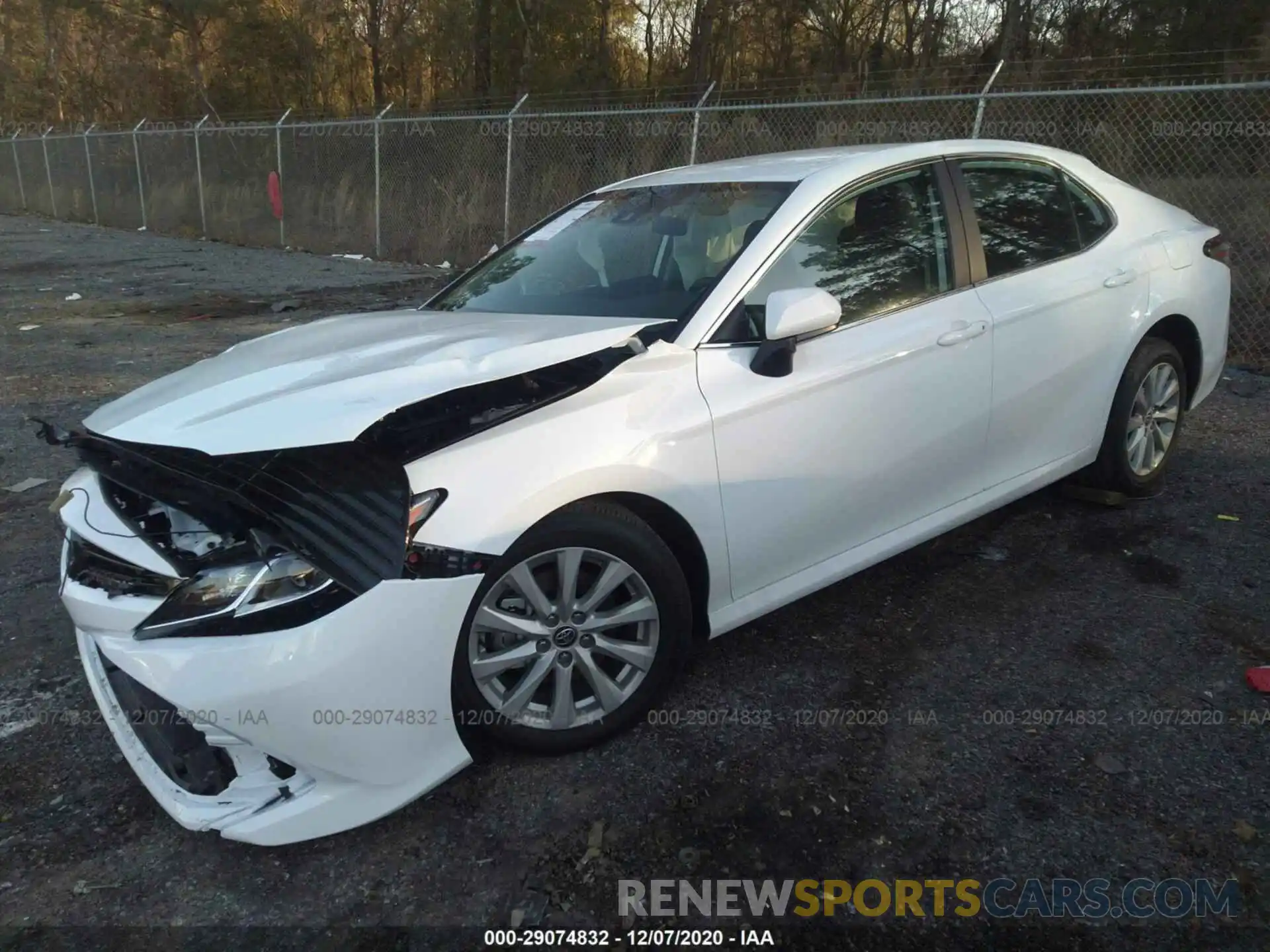 2 Photograph of a damaged car 4T1C11AK0LU967202 TOYOTA CAMRY 2020