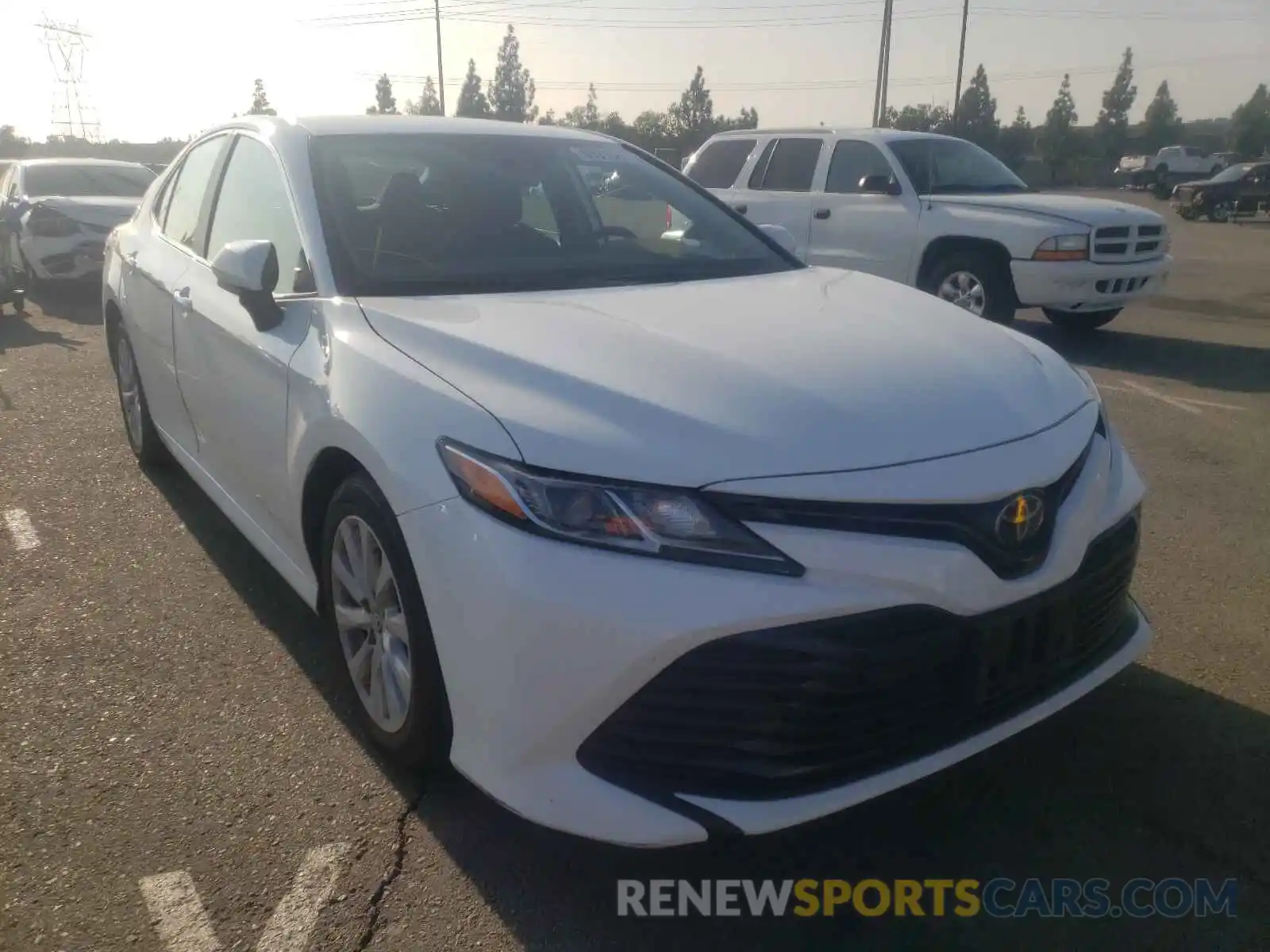 1 Photograph of a damaged car 4T1C11AK0LU968592 TOYOTA CAMRY 2020