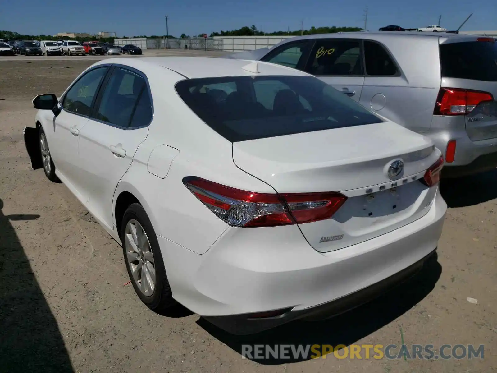 3 Photograph of a damaged car 4T1C11AK0LU982153 TOYOTA CAMRY 2020