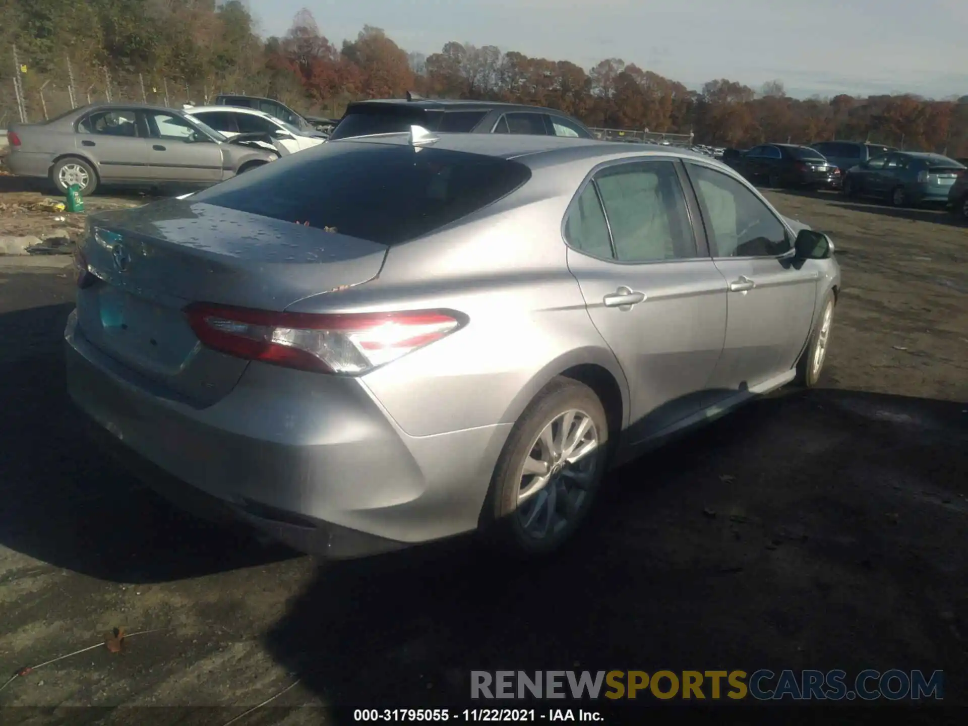 4 Photograph of a damaged car 4T1C11AK0LU985389 TOYOTA CAMRY 2020