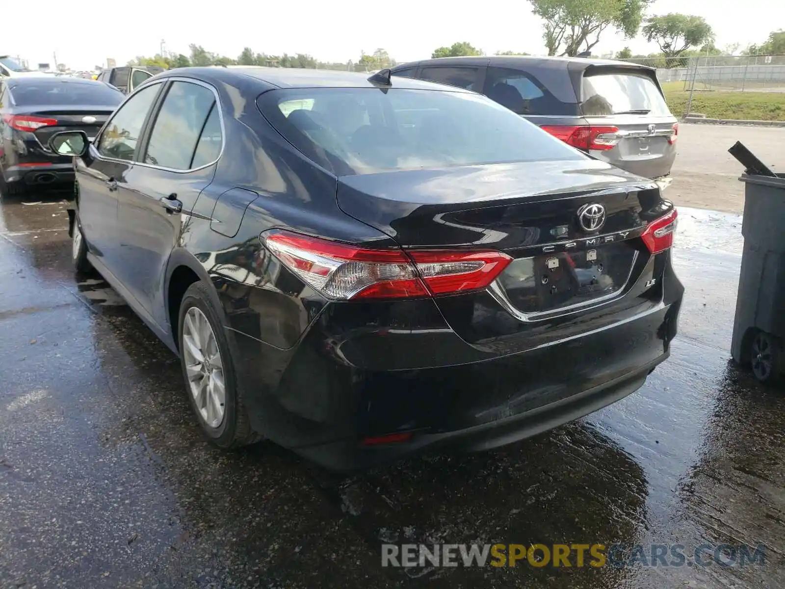 3 Photograph of a damaged car 4T1C11AK0LU987689 TOYOTA CAMRY 2020