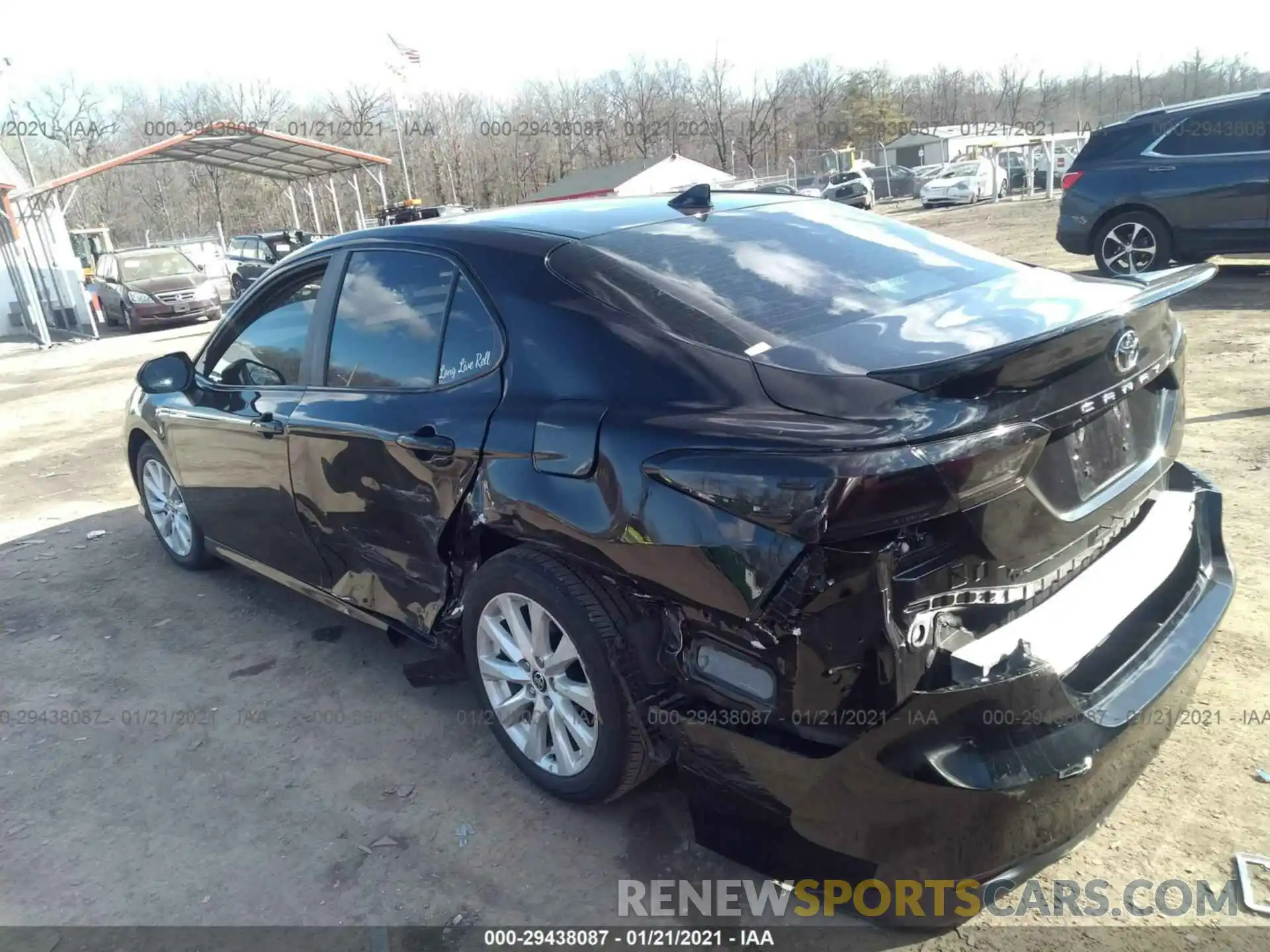 3 Photograph of a damaged car 4T1C11AK0LU992942 TOYOTA CAMRY 2020