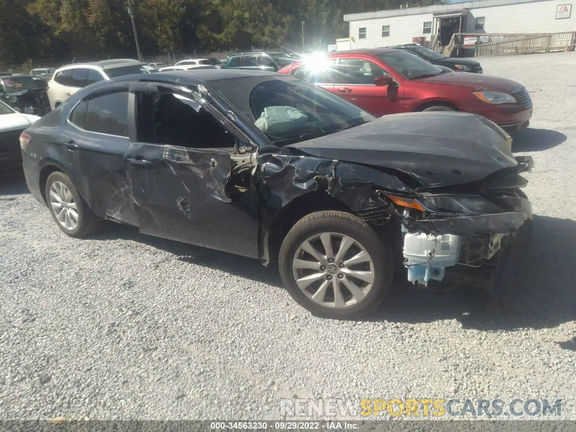 1 Photograph of a damaged car 4T1C11AK0LU993184 TOYOTA CAMRY 2020