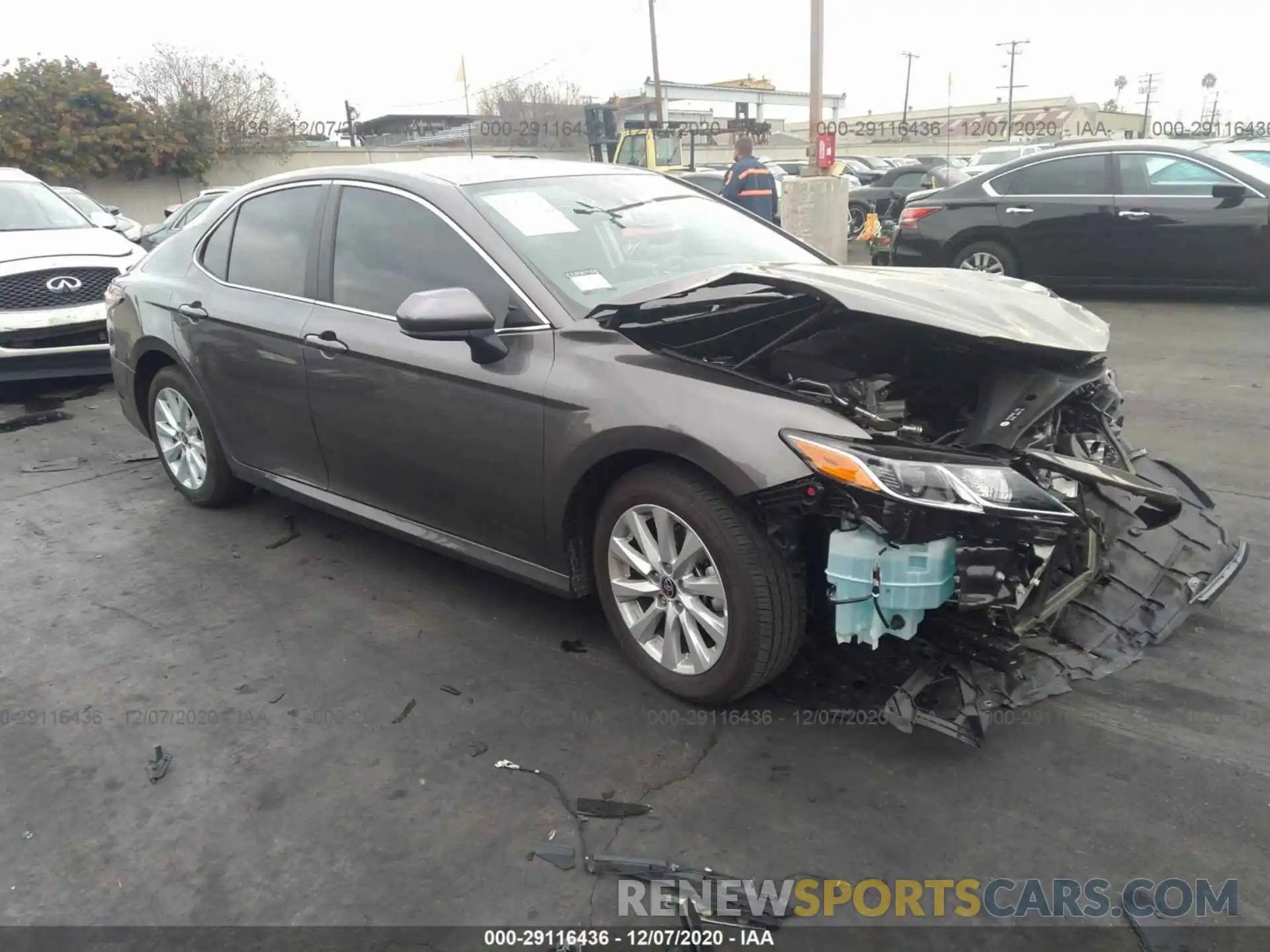 1 Photograph of a damaged car 4T1C11AK0LU993282 TOYOTA CAMRY 2020