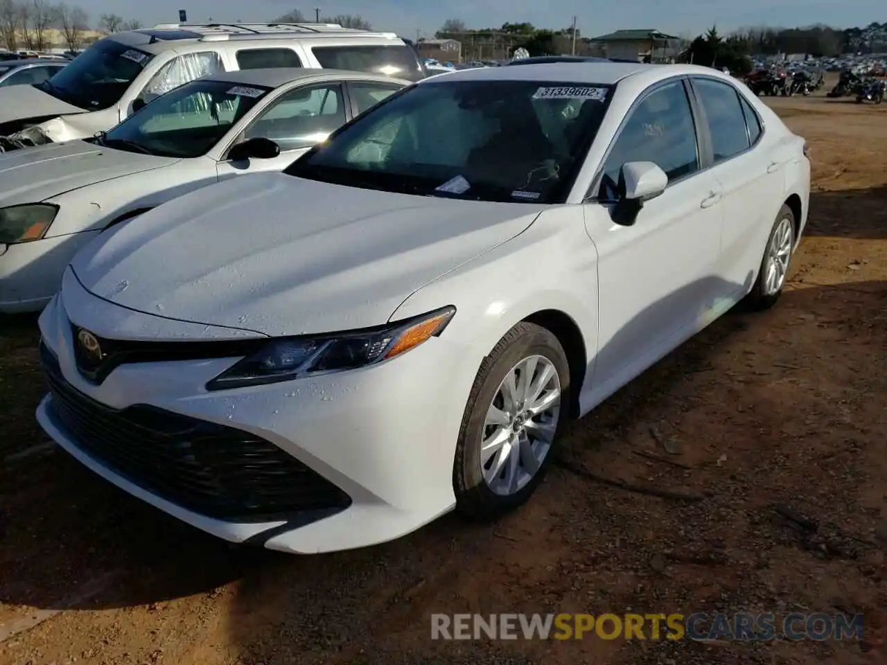 2 Photograph of a damaged car 4T1C11AK1LU307492 TOYOTA CAMRY 2020