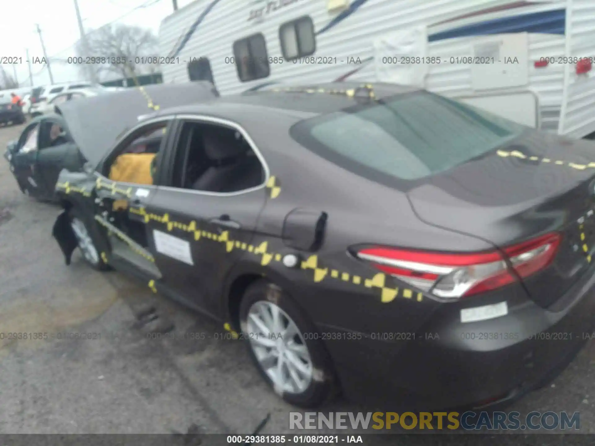 3 Photograph of a damaged car 4T1C11AK1LU322221 TOYOTA CAMRY 2020