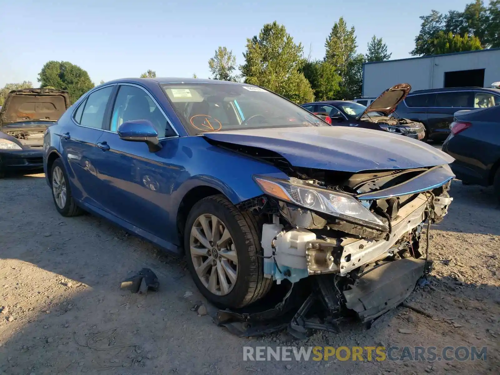 1 Photograph of a damaged car 4T1C11AK1LU324762 TOYOTA CAMRY 2020