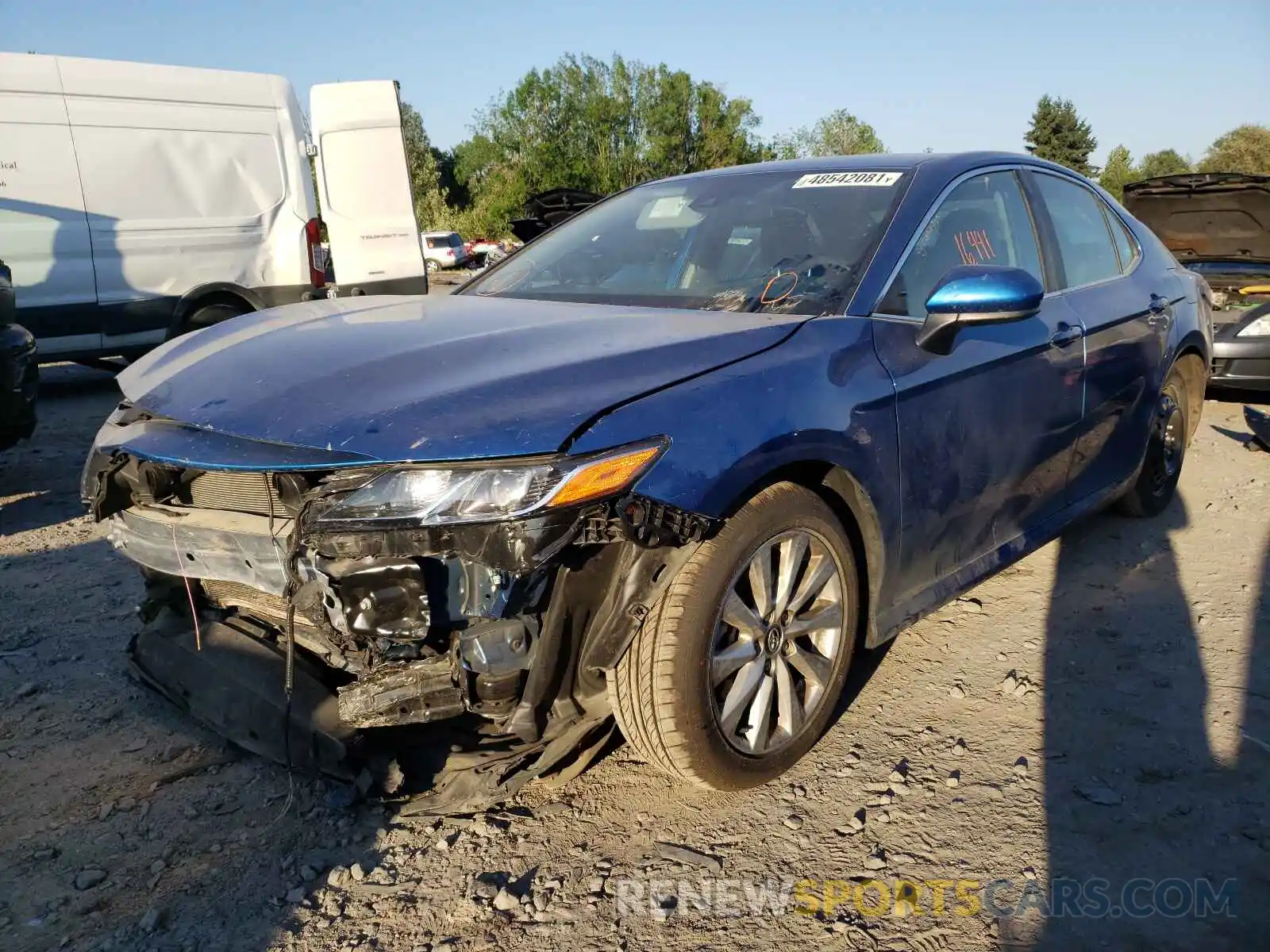 2 Photograph of a damaged car 4T1C11AK1LU324762 TOYOTA CAMRY 2020