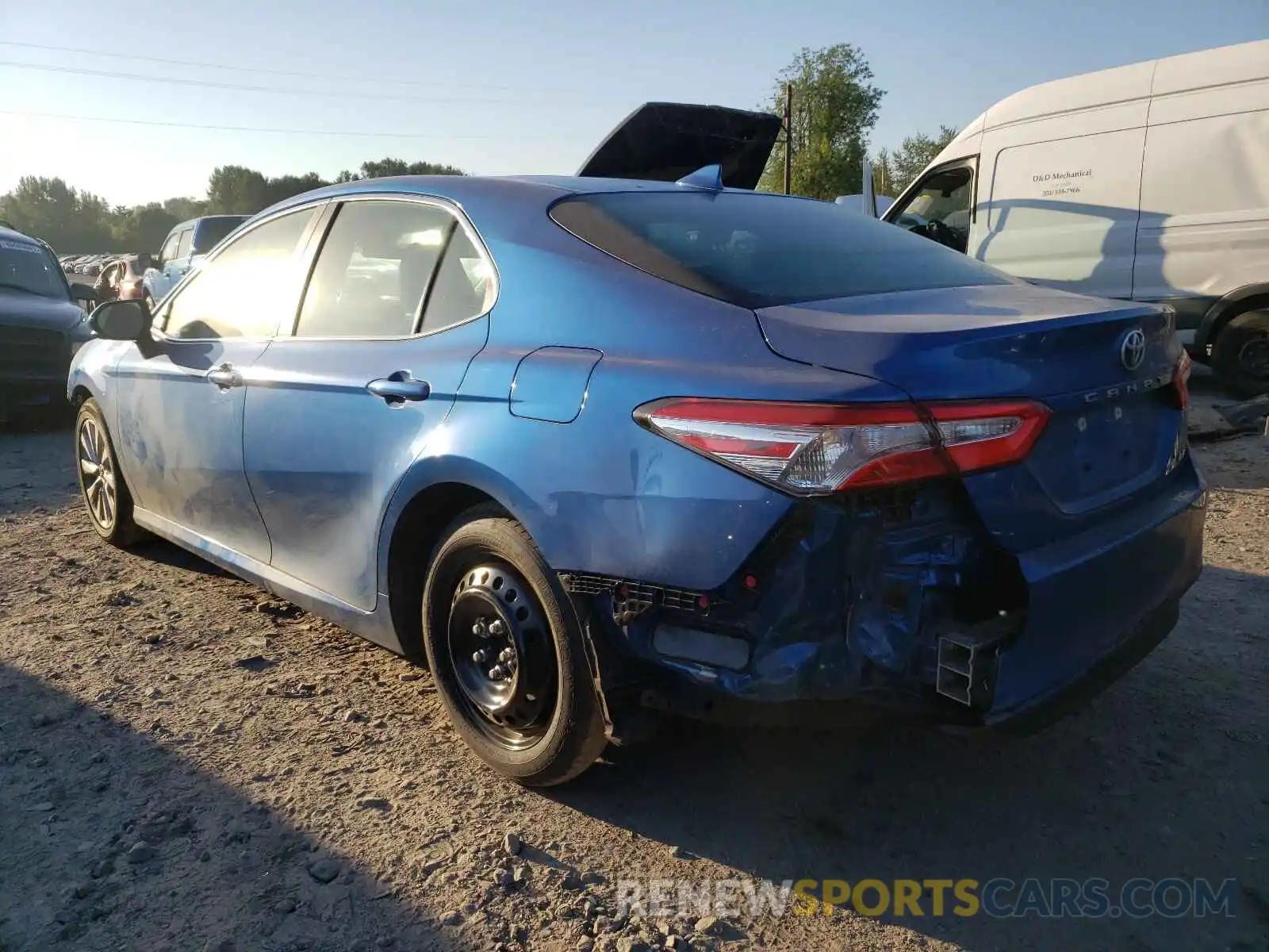 3 Photograph of a damaged car 4T1C11AK1LU324762 TOYOTA CAMRY 2020