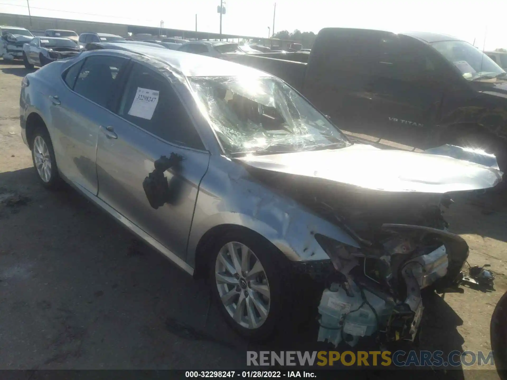 1 Photograph of a damaged car 4T1C11AK1LU329640 TOYOTA CAMRY 2020