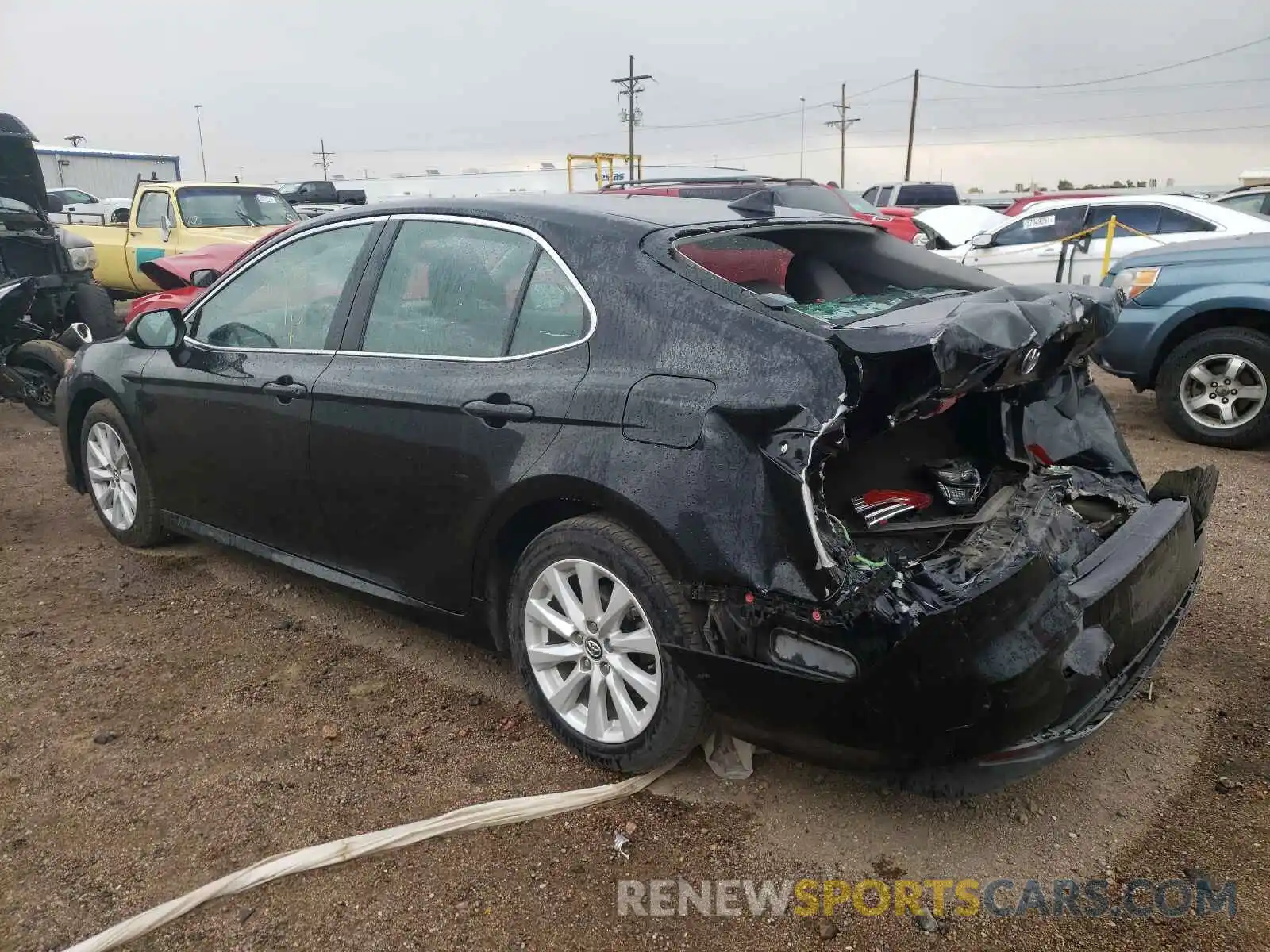 3 Photograph of a damaged car 4T1C11AK1LU329668 TOYOTA CAMRY 2020