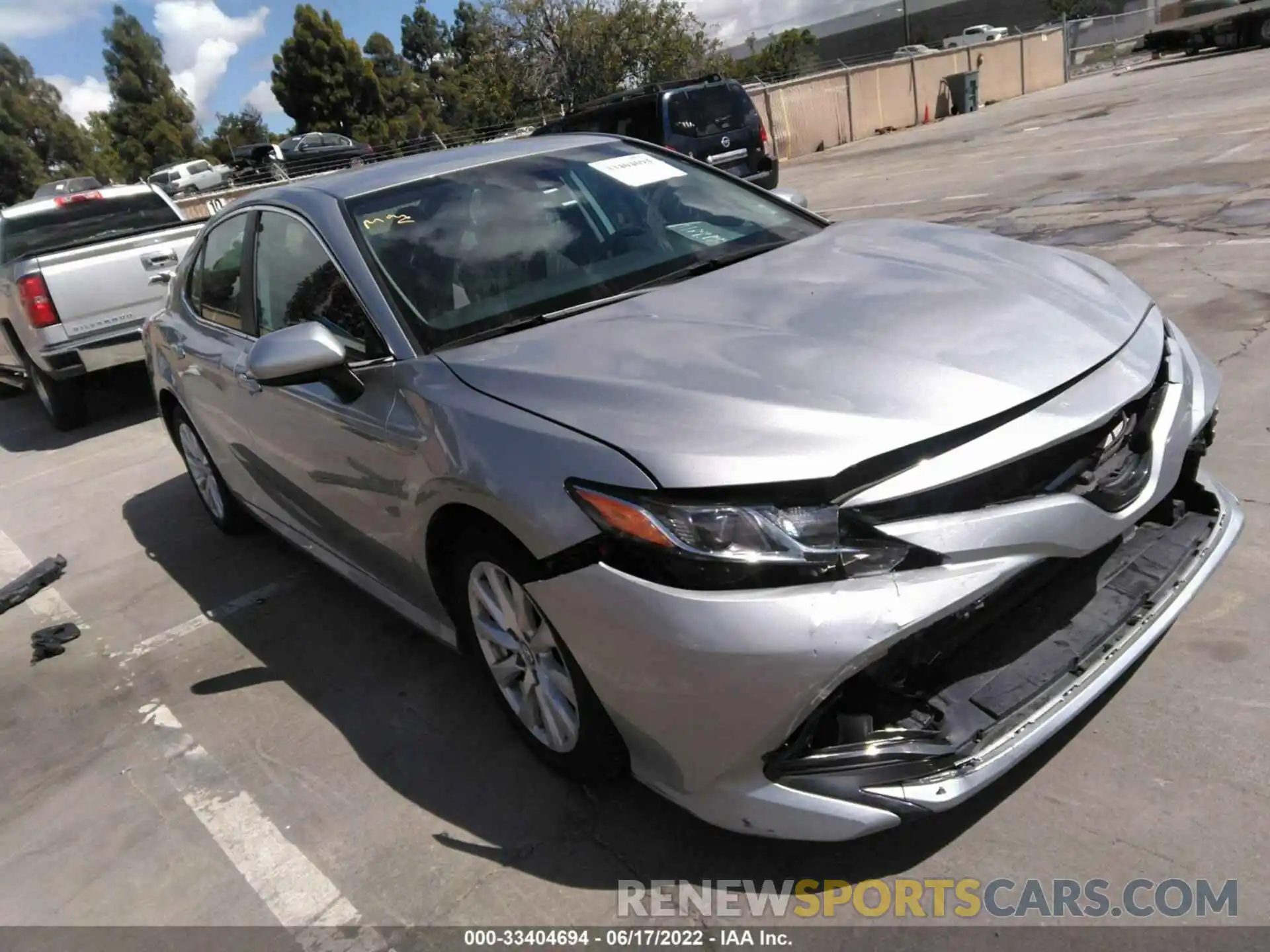 1 Photograph of a damaged car 4T1C11AK1LU330464 TOYOTA CAMRY 2020