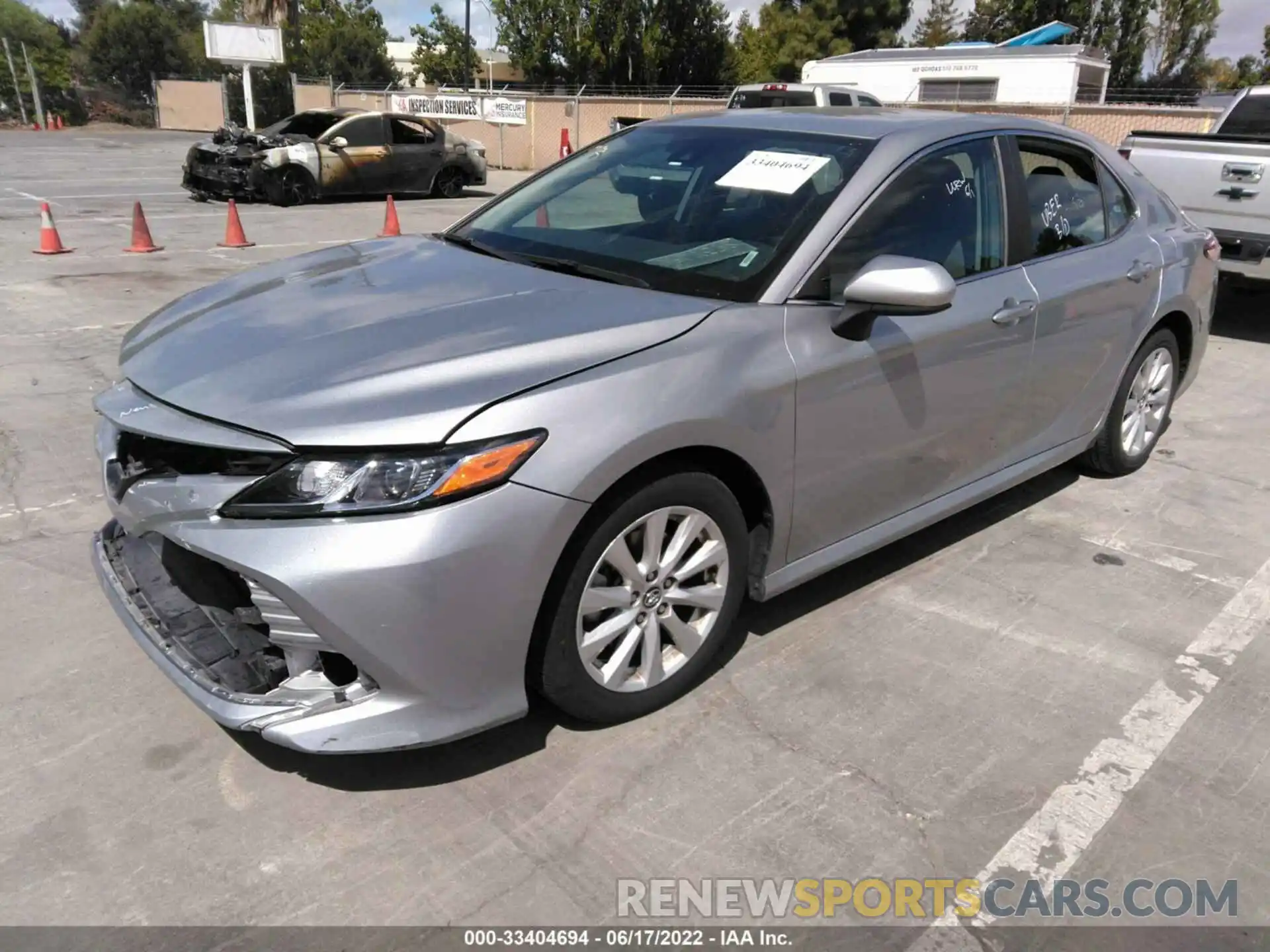 2 Photograph of a damaged car 4T1C11AK1LU330464 TOYOTA CAMRY 2020