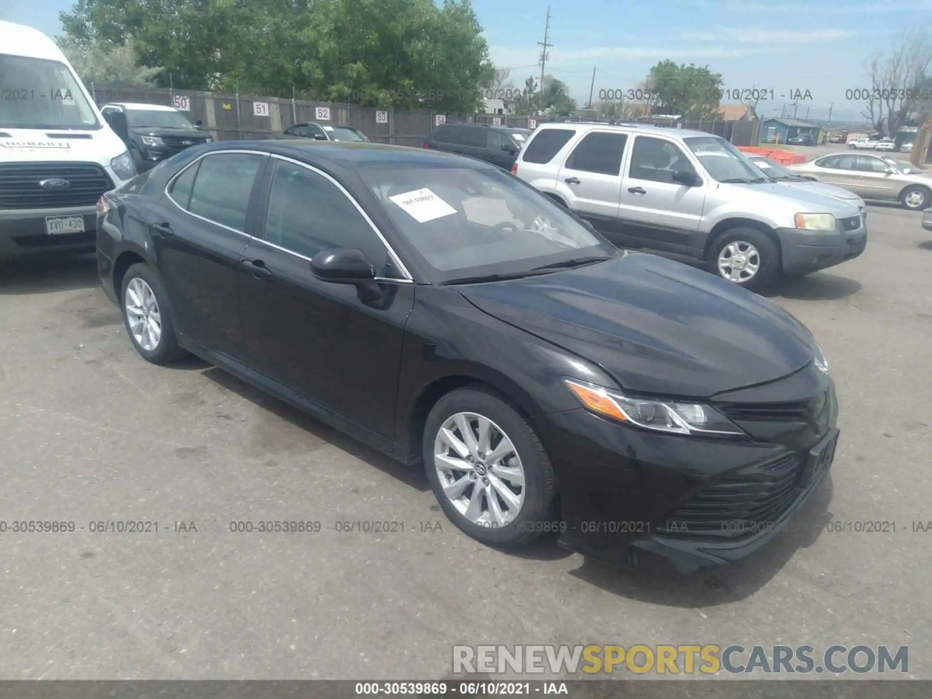 1 Photograph of a damaged car 4T1C11AK1LU330805 TOYOTA CAMRY 2020