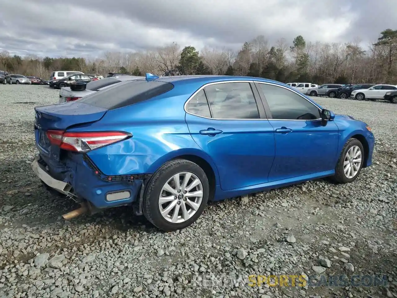 3 Photograph of a damaged car 4T1C11AK1LU334739 TOYOTA CAMRY 2020