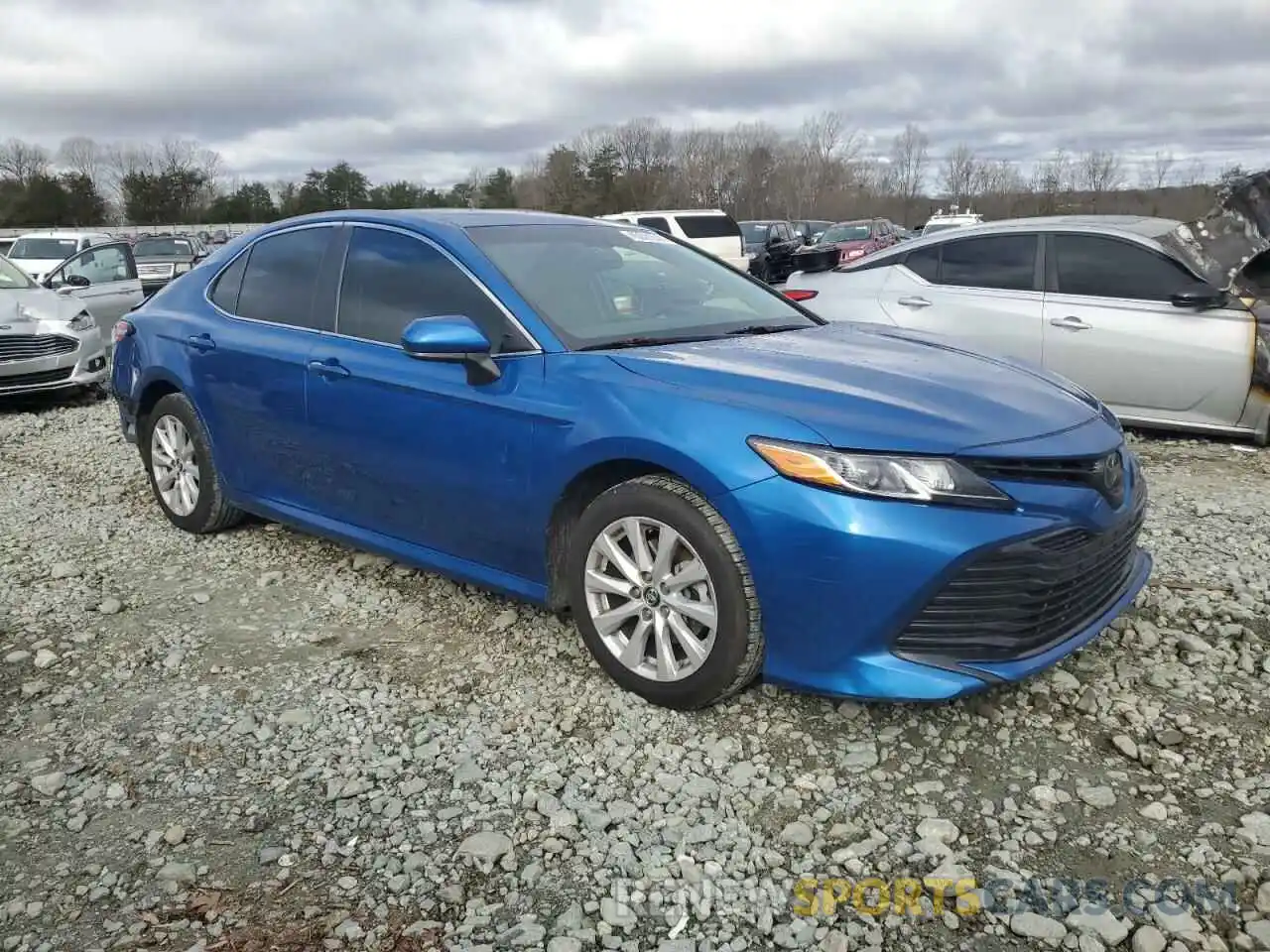 4 Photograph of a damaged car 4T1C11AK1LU334739 TOYOTA CAMRY 2020