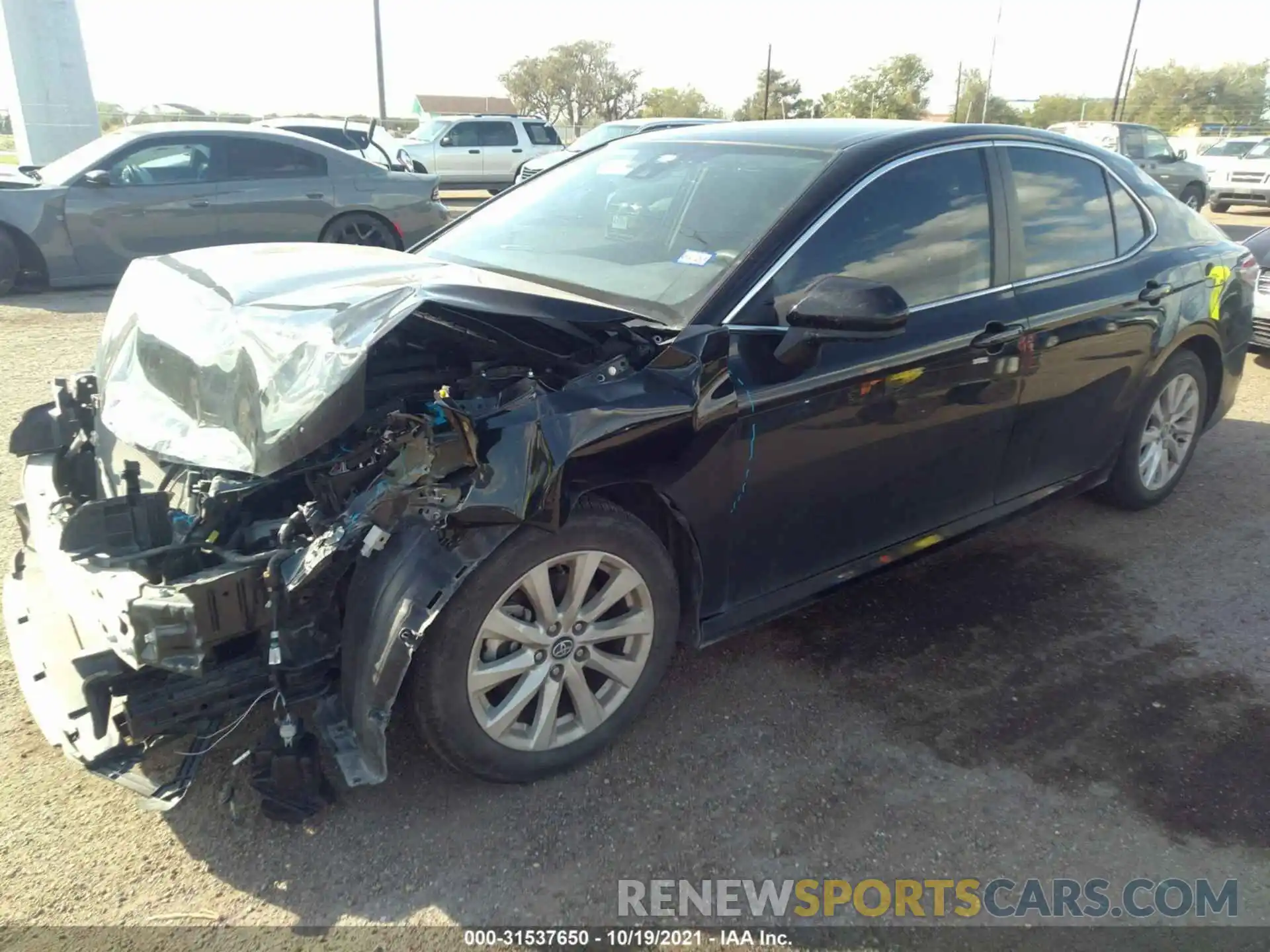 2 Photograph of a damaged car 4T1C11AK1LU339956 TOYOTA CAMRY 2020