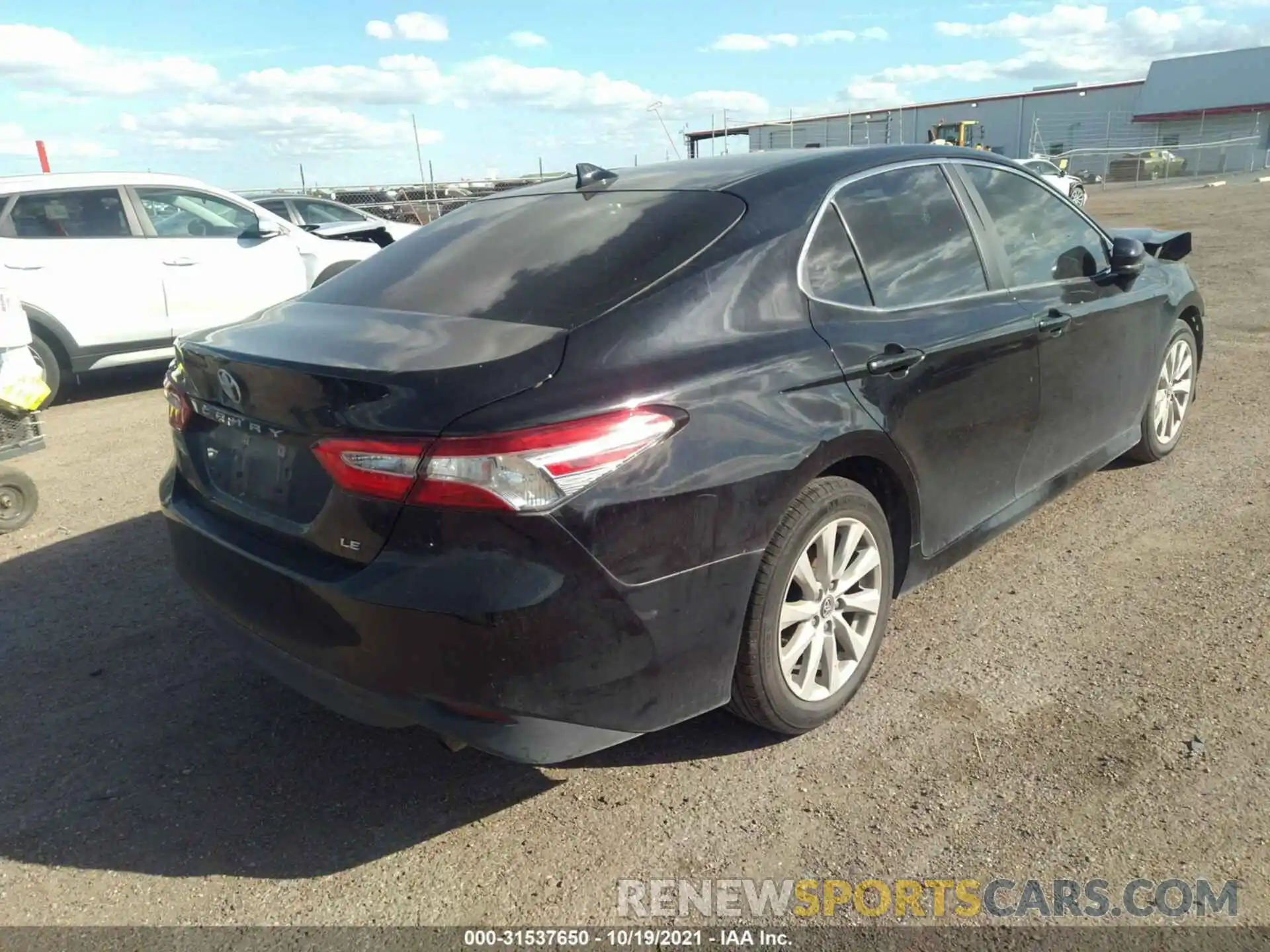 4 Photograph of a damaged car 4T1C11AK1LU339956 TOYOTA CAMRY 2020