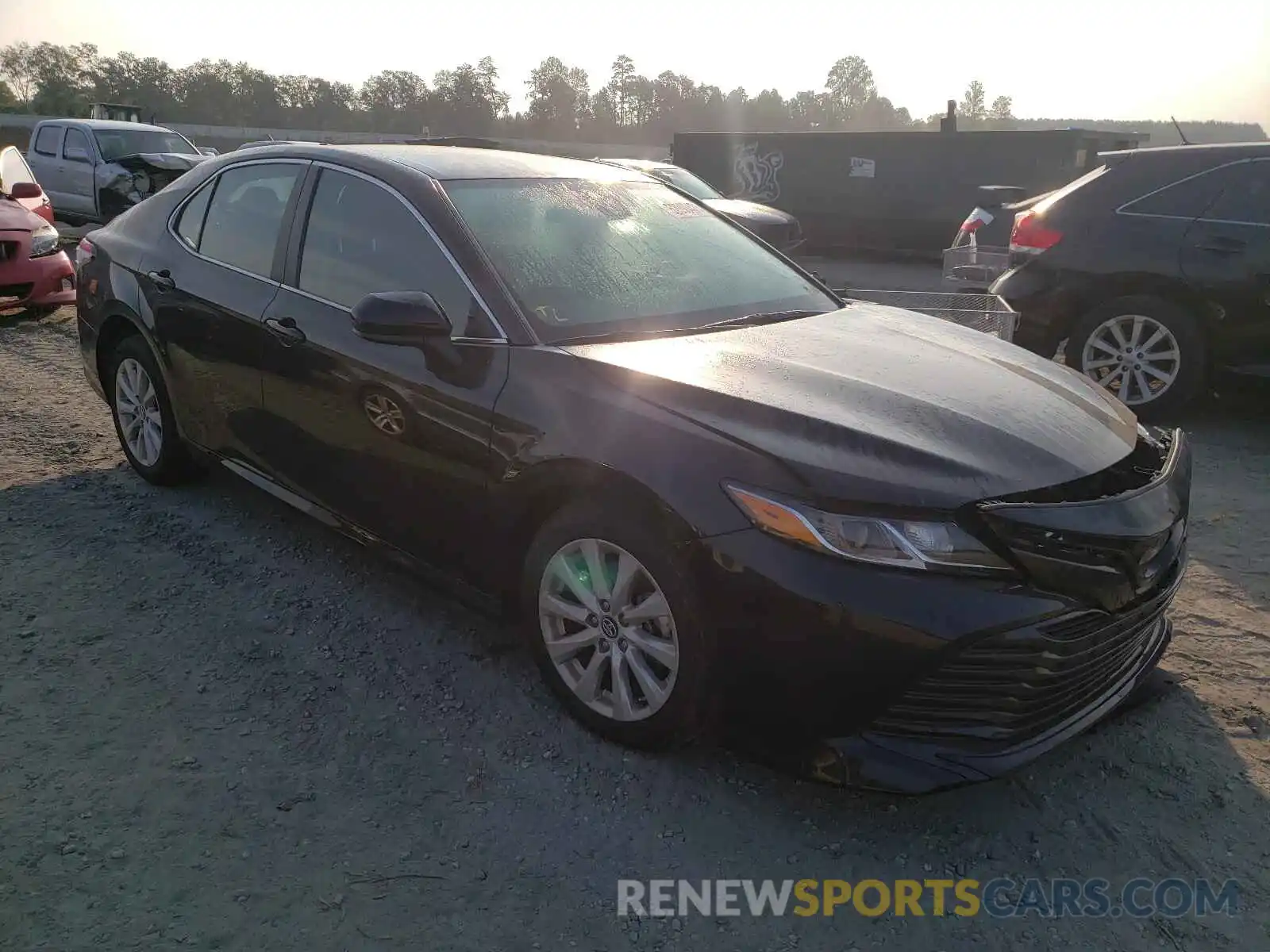 1 Photograph of a damaged car 4T1C11AK1LU341674 TOYOTA CAMRY 2020