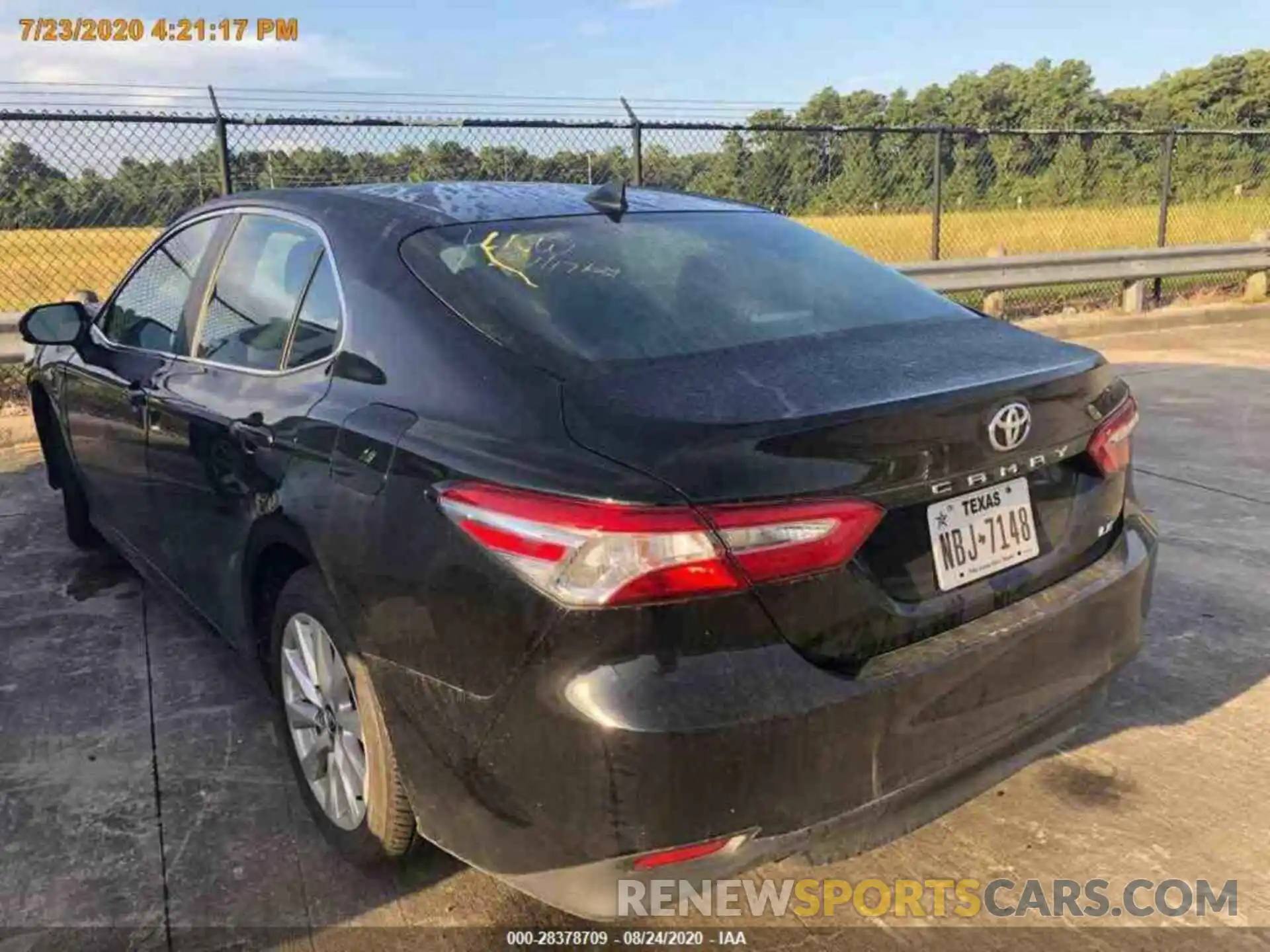 3 Photograph of a damaged car 4T1C11AK1LU344817 TOYOTA CAMRY 2020