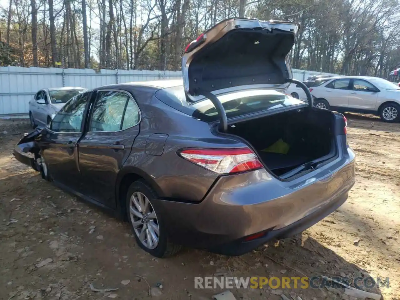 3 Photograph of a damaged car 4T1C11AK1LU346664 TOYOTA CAMRY 2020