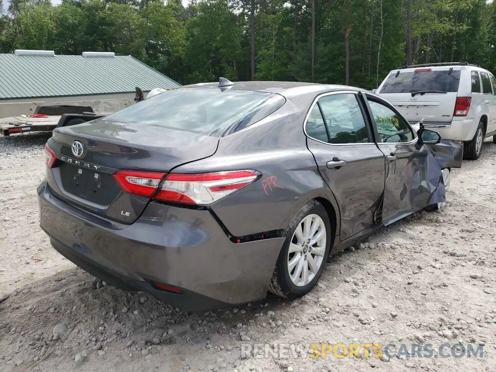 4 Photograph of a damaged car 4T1C11AK1LU349323 TOYOTA CAMRY 2020