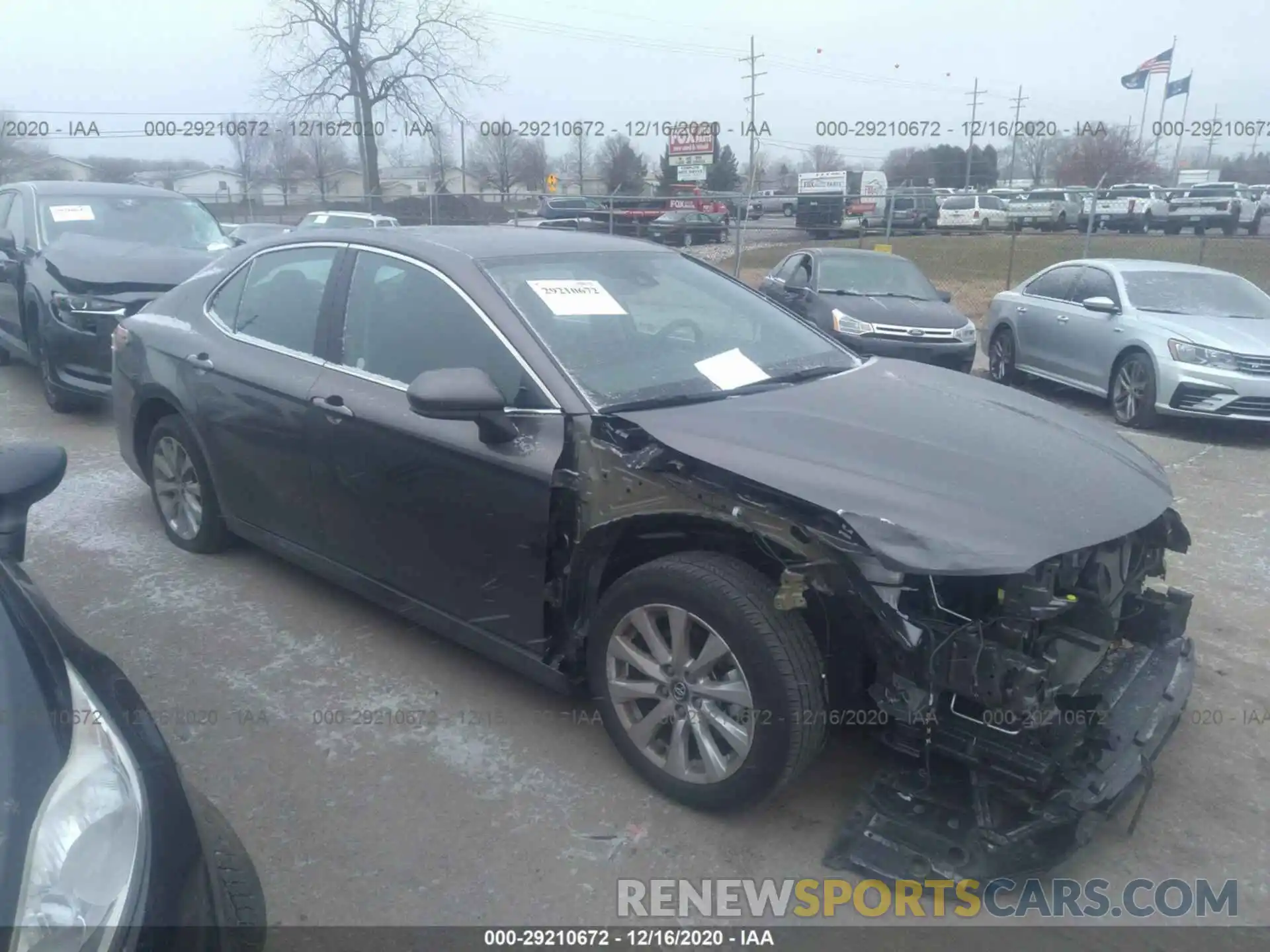 1 Photograph of a damaged car 4T1C11AK1LU352268 TOYOTA CAMRY 2020