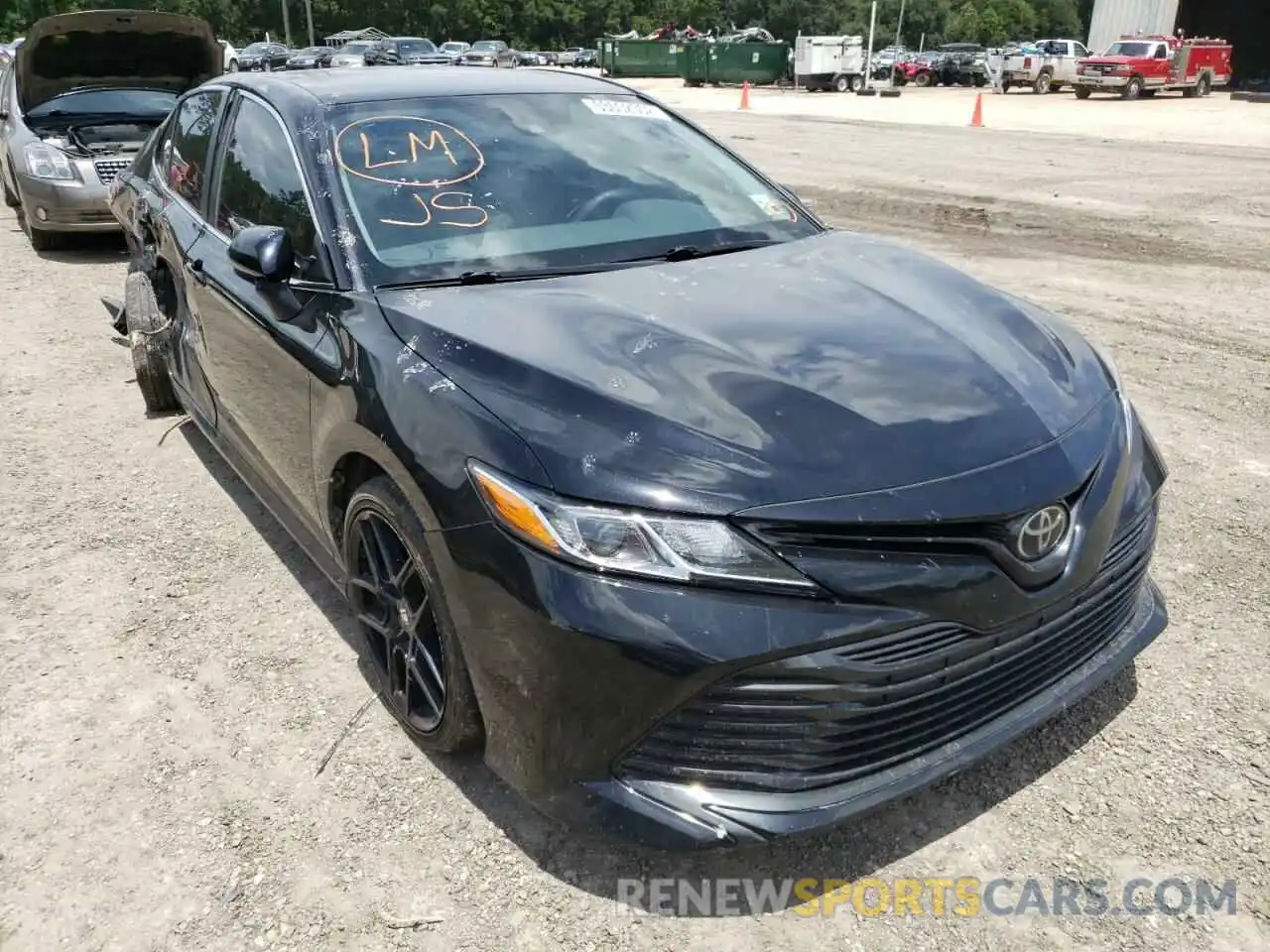 1 Photograph of a damaged car 4T1C11AK1LU357664 TOYOTA CAMRY 2020