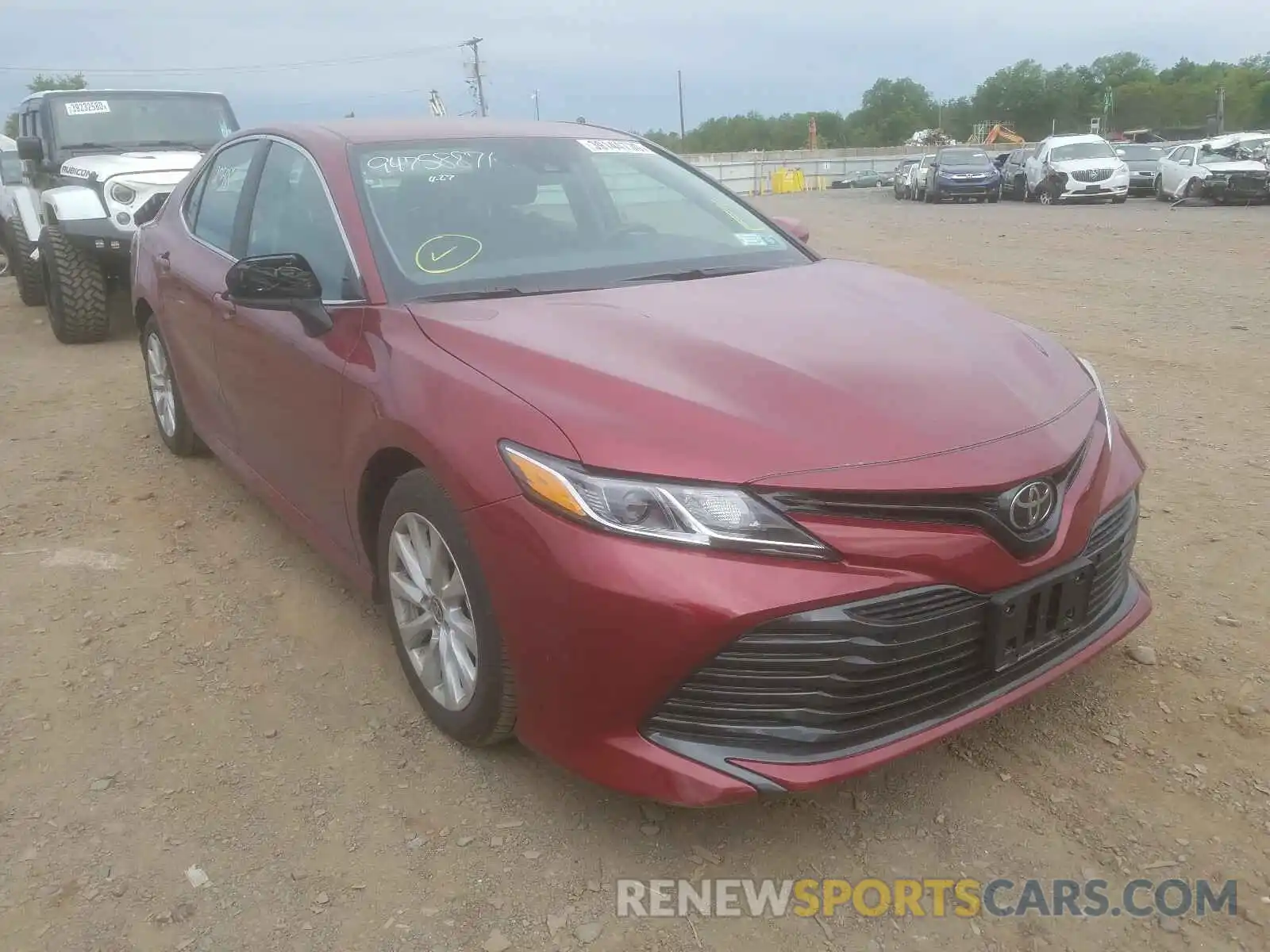 1 Photograph of a damaged car 4T1C11AK1LU360306 TOYOTA CAMRY 2020