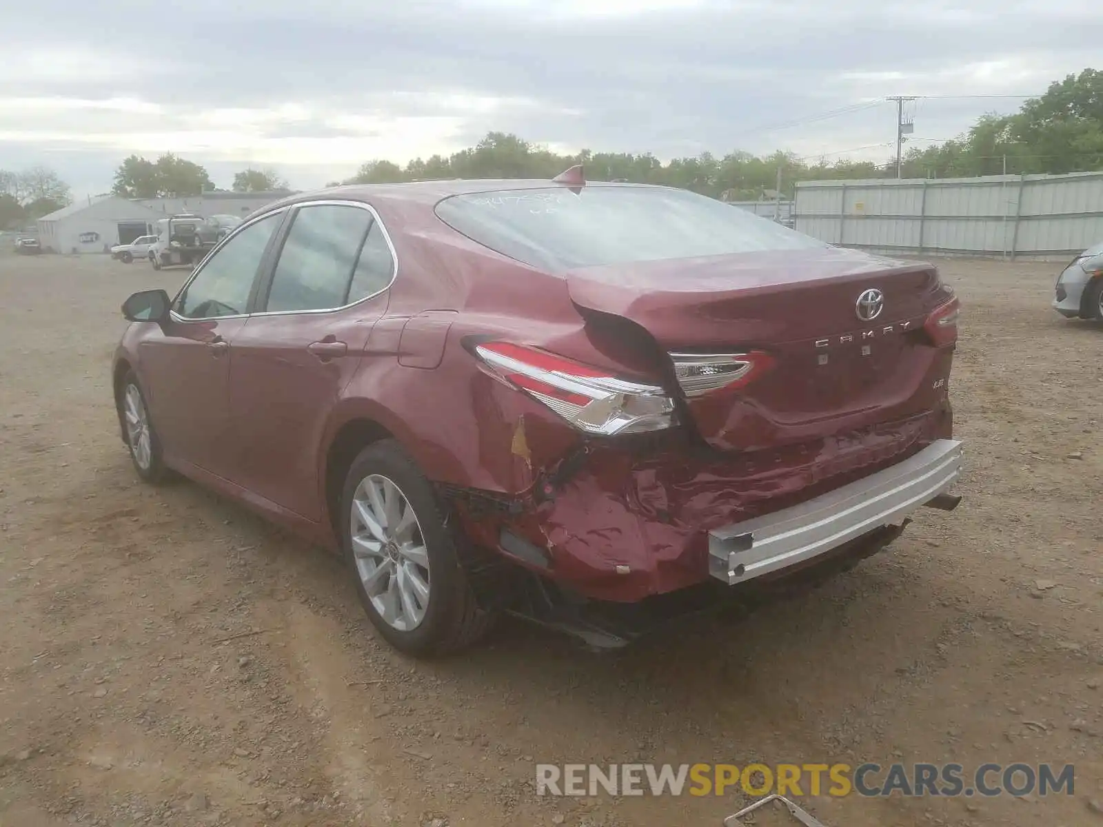 3 Photograph of a damaged car 4T1C11AK1LU360306 TOYOTA CAMRY 2020