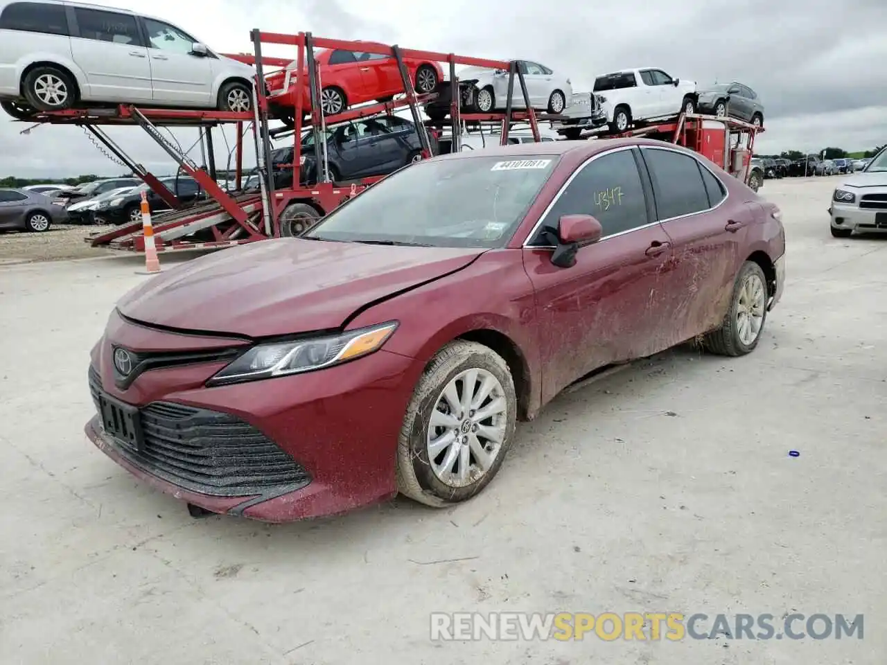 2 Photograph of a damaged car 4T1C11AK1LU362895 TOYOTA CAMRY 2020