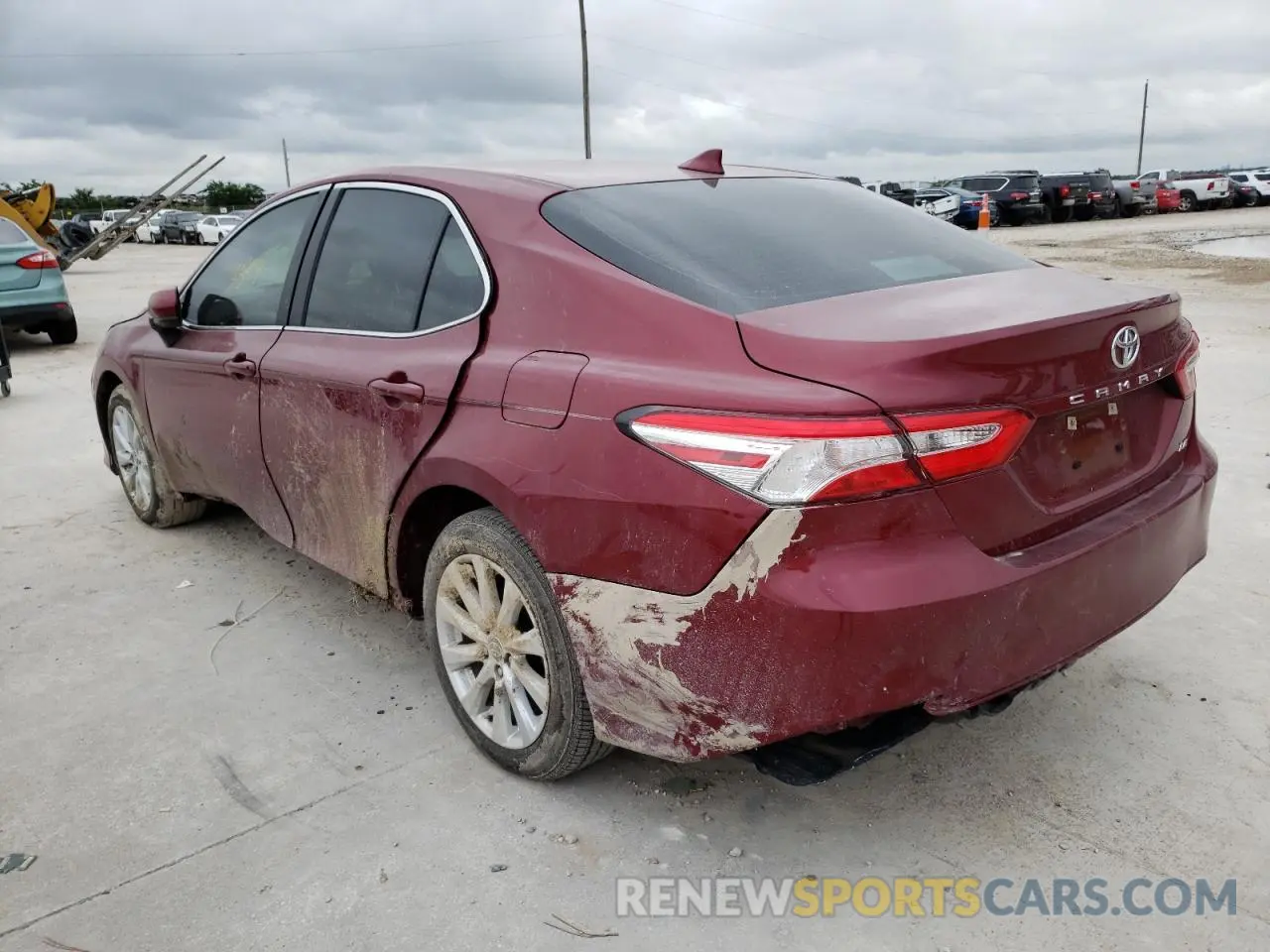 3 Photograph of a damaged car 4T1C11AK1LU362895 TOYOTA CAMRY 2020