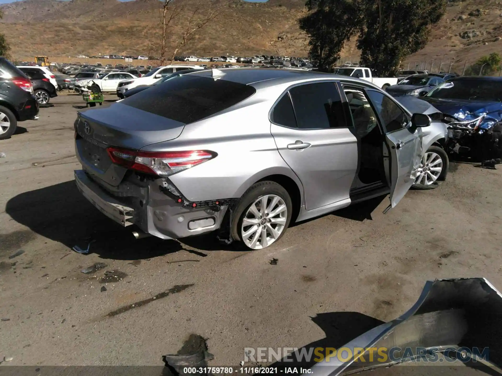 4 Photograph of a damaged car 4T1C11AK1LU364159 TOYOTA CAMRY 2020