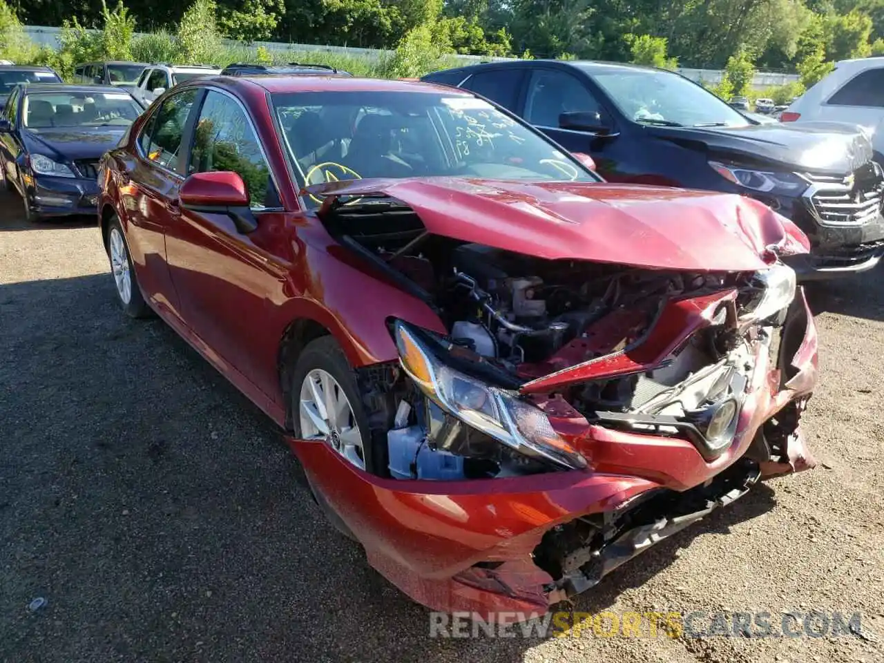 1 Photograph of a damaged car 4T1C11AK1LU386792 TOYOTA CAMRY 2020