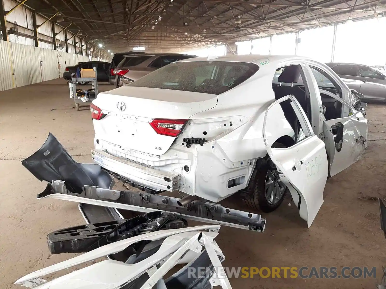 4 Photograph of a damaged car 4T1C11AK1LU401128 TOYOTA CAMRY 2020