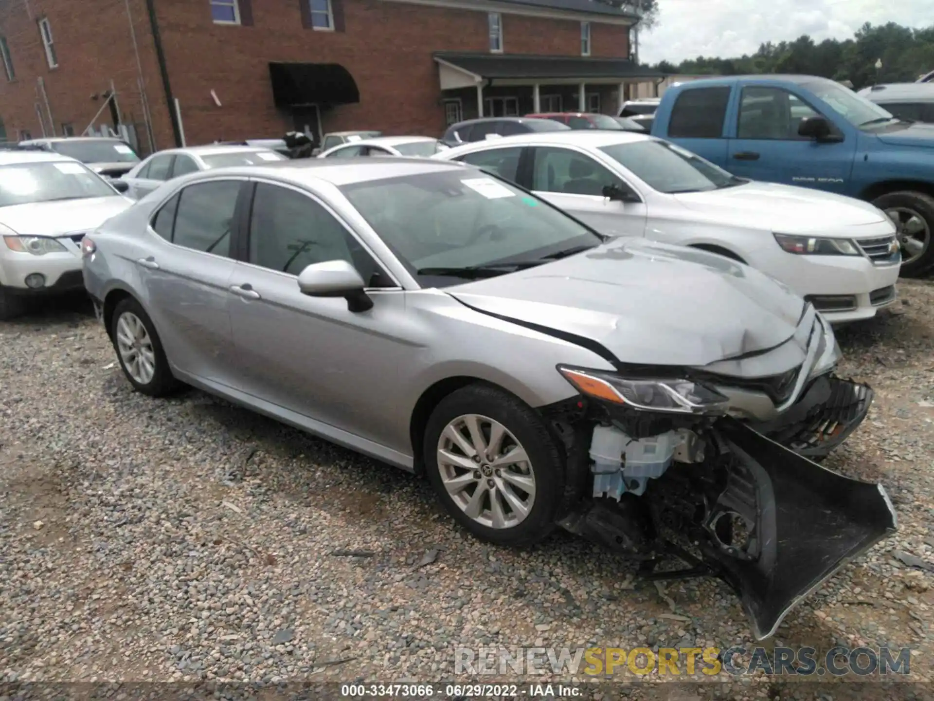 1 Photograph of a damaged car 4T1C11AK1LU511595 TOYOTA CAMRY 2020