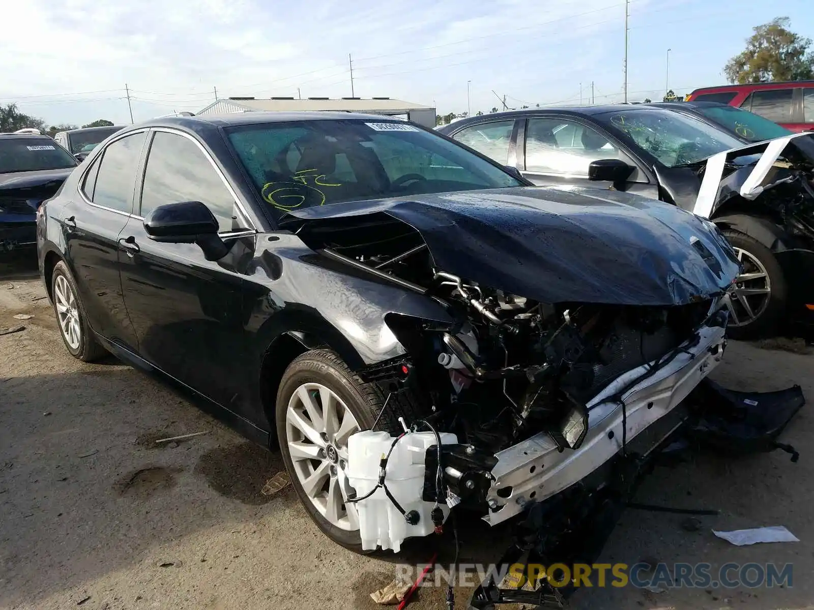 1 Photograph of a damaged car 4T1C11AK1LU864659 TOYOTA CAMRY 2020