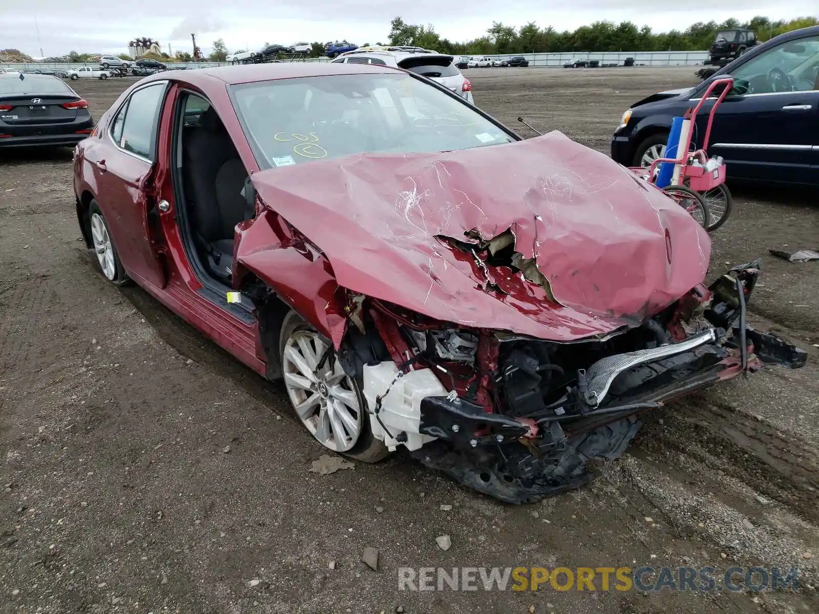 1 Photograph of a damaged car 4T1C11AK1LU866203 TOYOTA CAMRY 2020