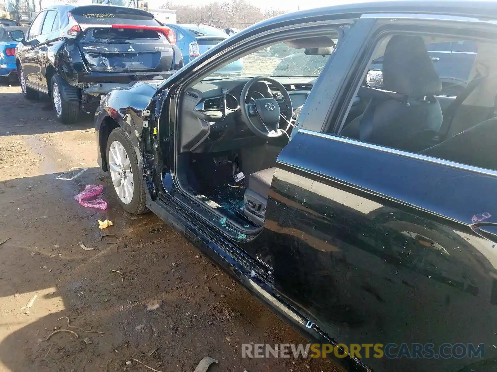 9 Photograph of a damaged car 4T1C11AK1LU871353 TOYOTA CAMRY 2020