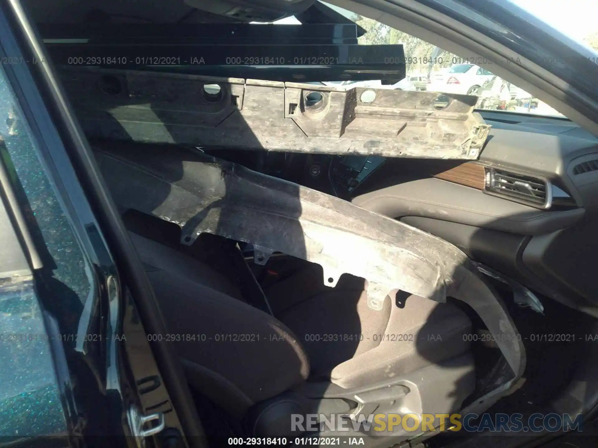 5 Photograph of a damaged car 4T1C11AK1LU872325 TOYOTA CAMRY 2020