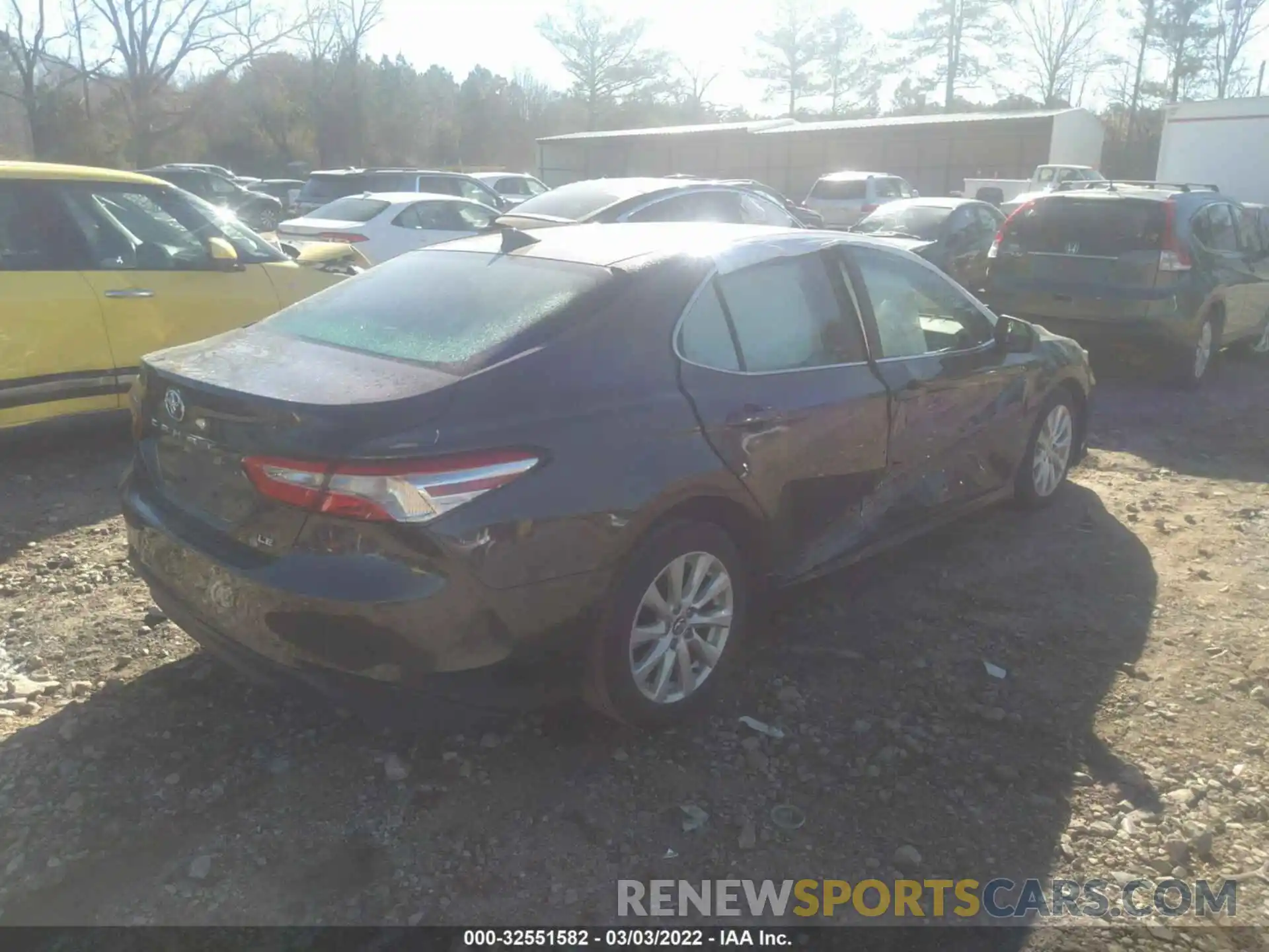 4 Photograph of a damaged car 4T1C11AK1LU872891 TOYOTA CAMRY 2020