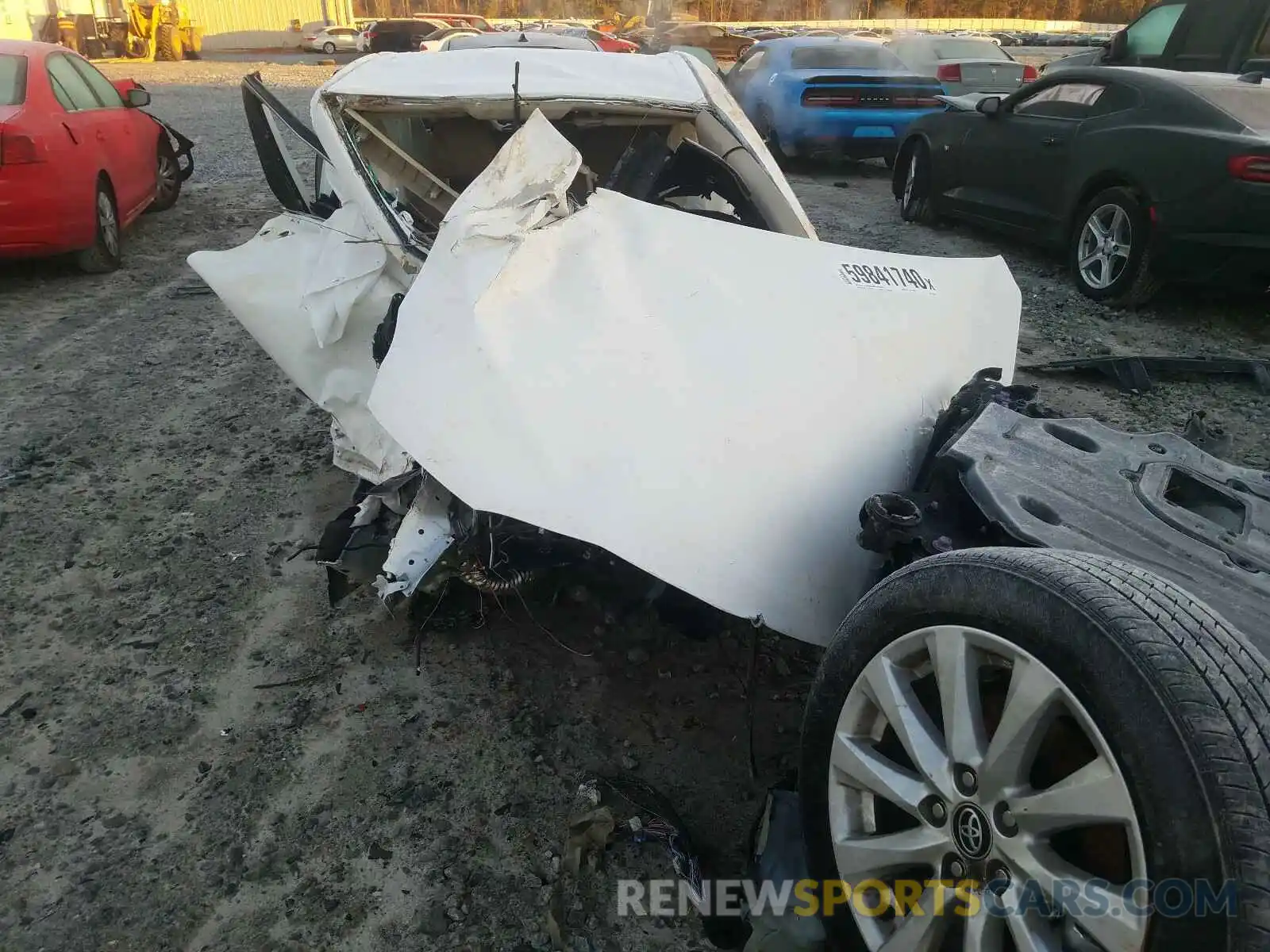 7 Photograph of a damaged car 4T1C11AK1LU880229 TOYOTA CAMRY 2020