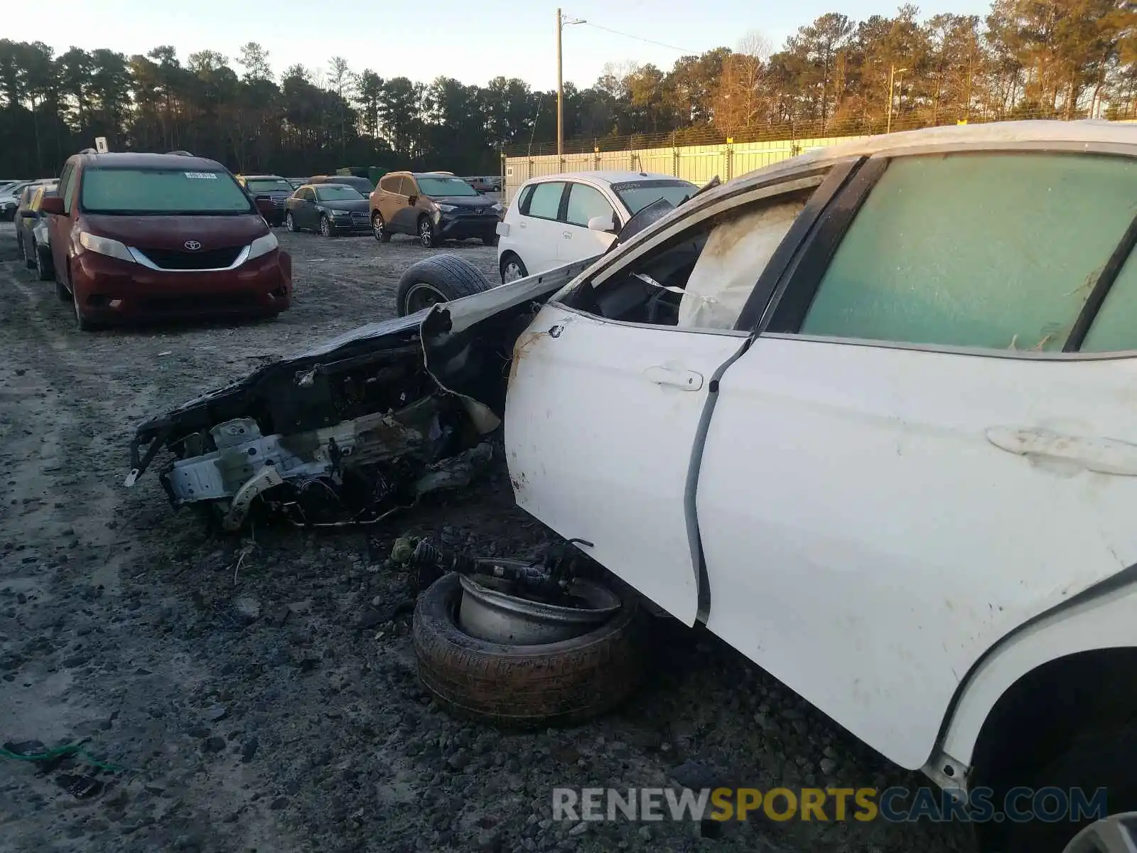 9 Photograph of a damaged car 4T1C11AK1LU880229 TOYOTA CAMRY 2020