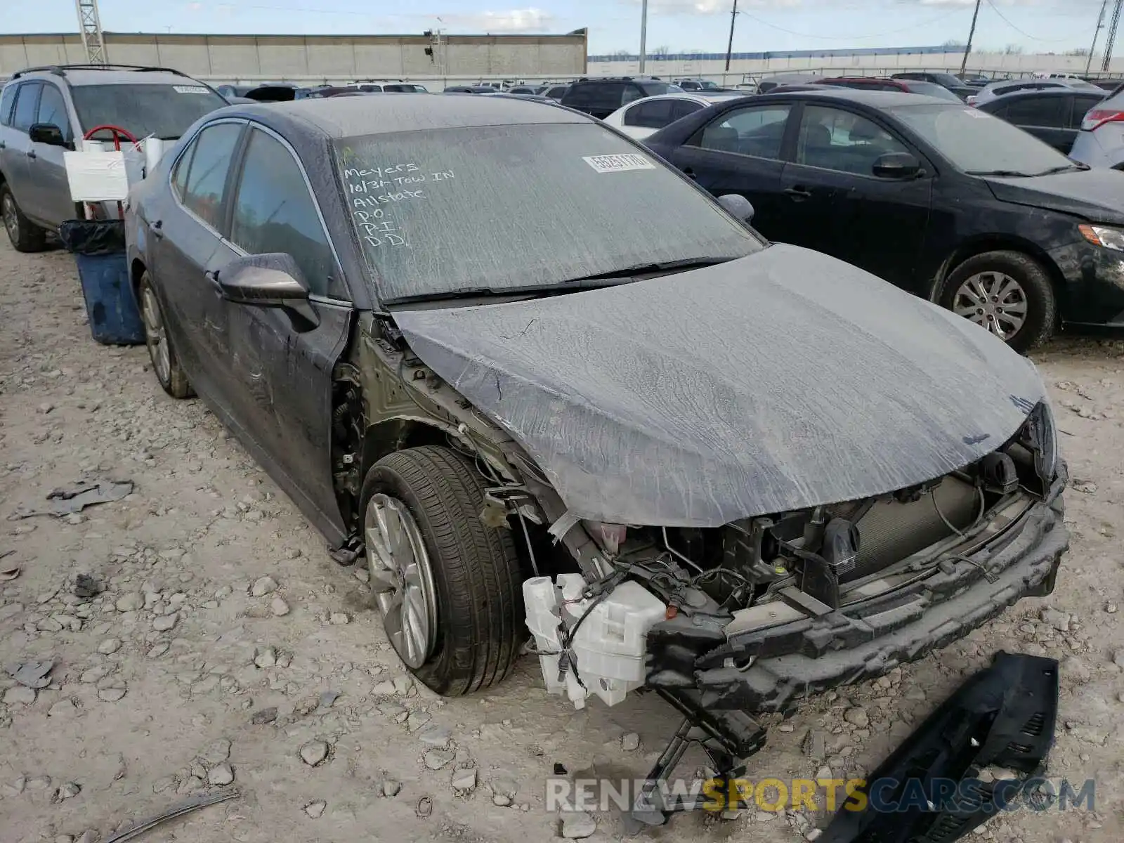1 Photograph of a damaged car 4T1C11AK1LU880604 TOYOTA CAMRY 2020