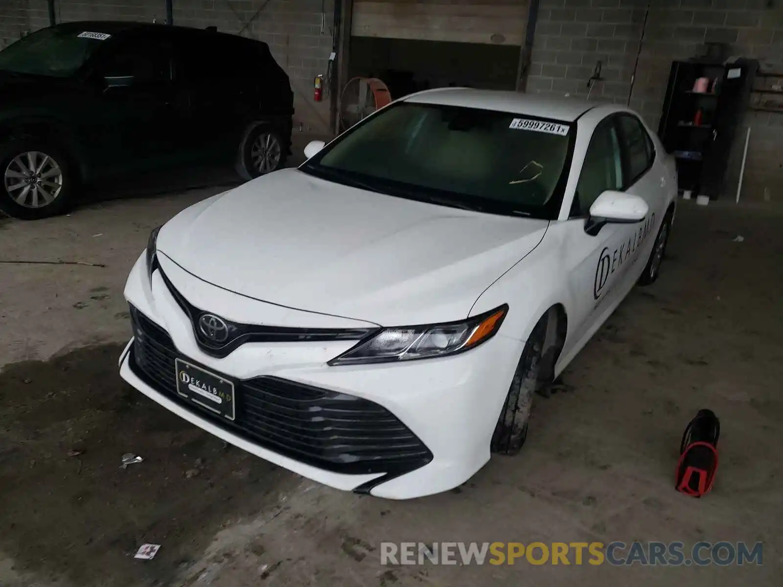 2 Photograph of a damaged car 4T1C11AK1LU887021 TOYOTA CAMRY 2020