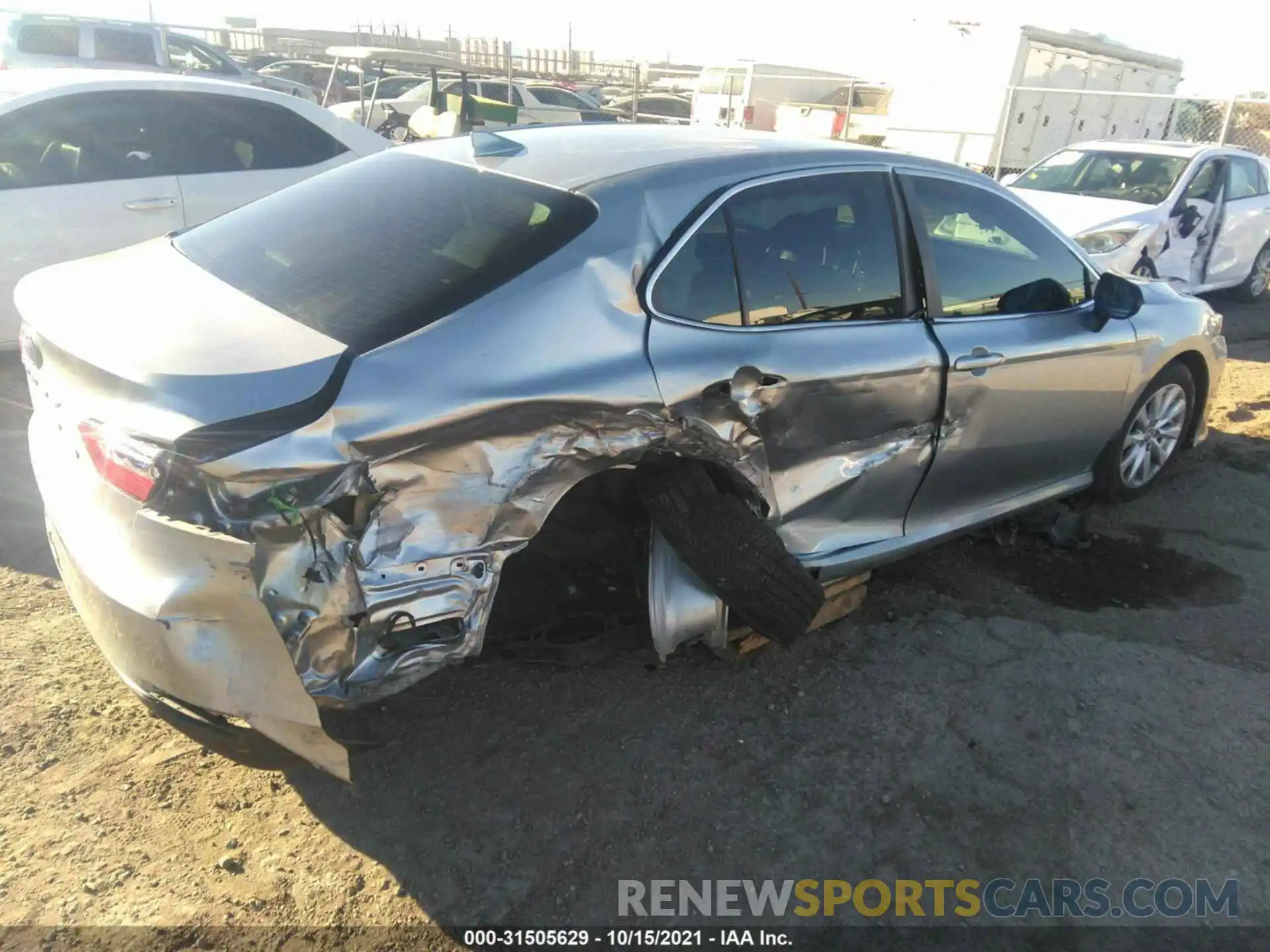 4 Photograph of a damaged car 4T1C11AK1LU890355 TOYOTA CAMRY 2020